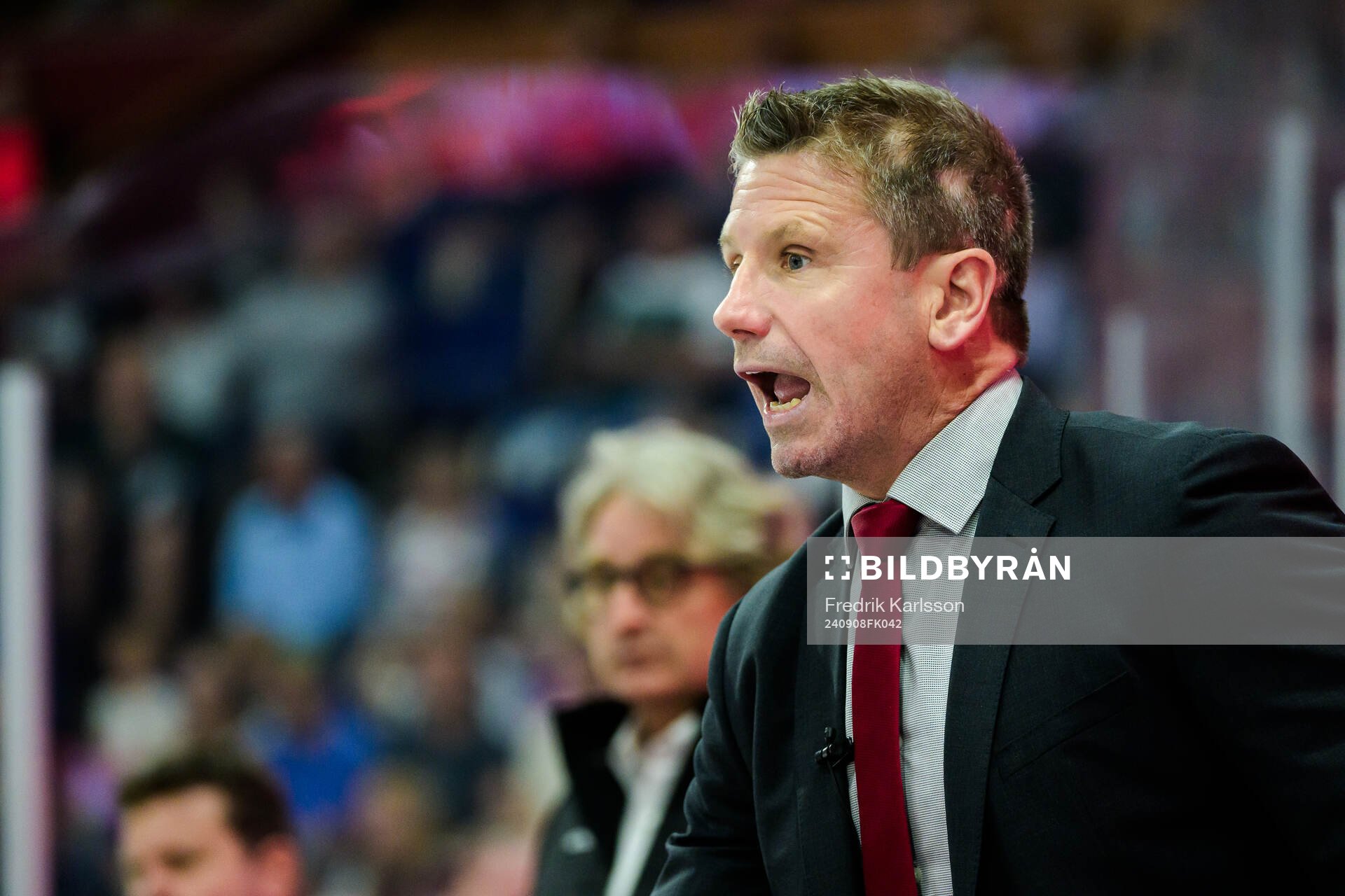 head coach Kirk Furey of Klagenfurt