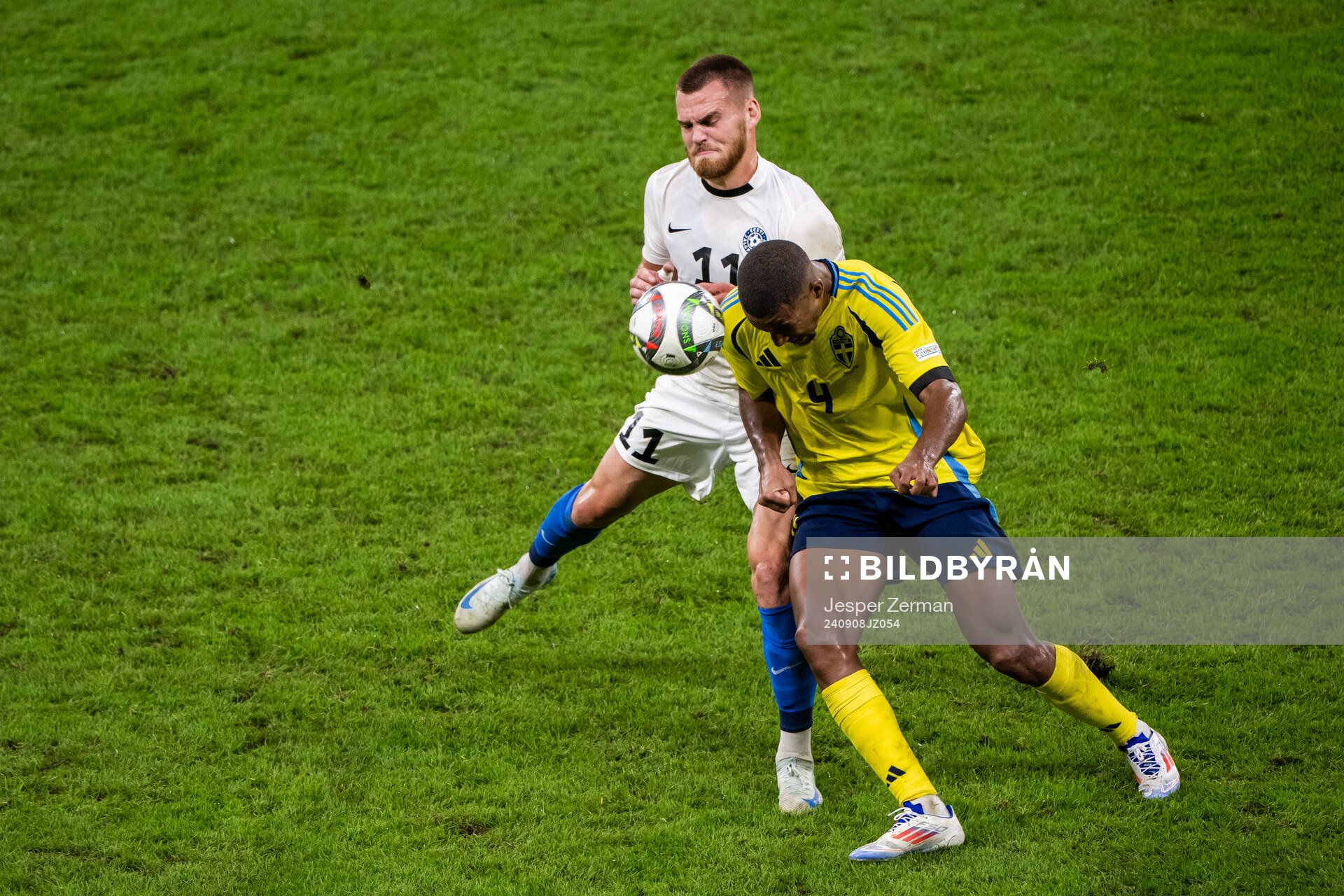 Alex Matthias Tamm of Estonia and Isak Hien of Sweden