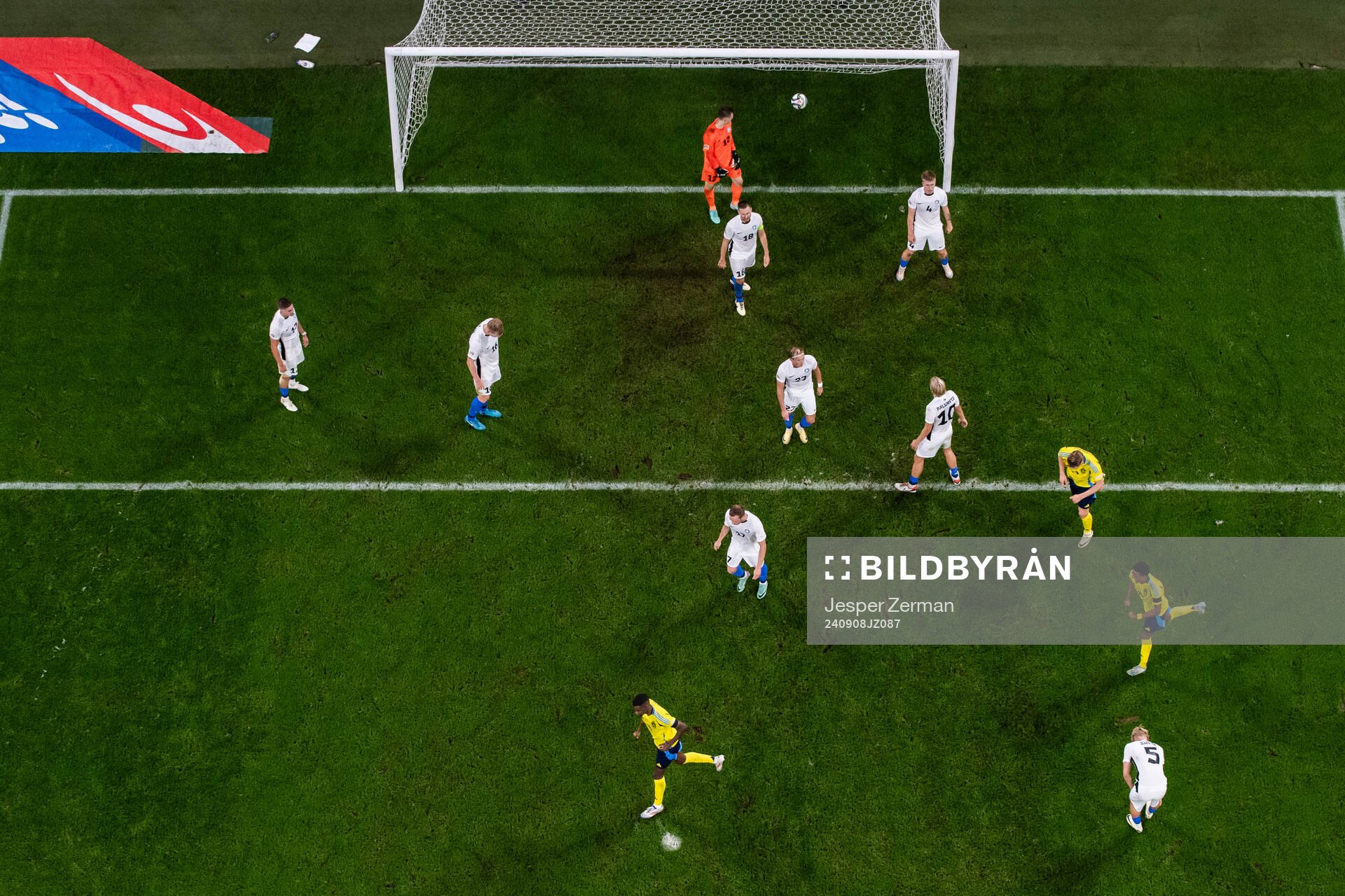 Alexander Isak of Sweden celebrates scoring 2-0