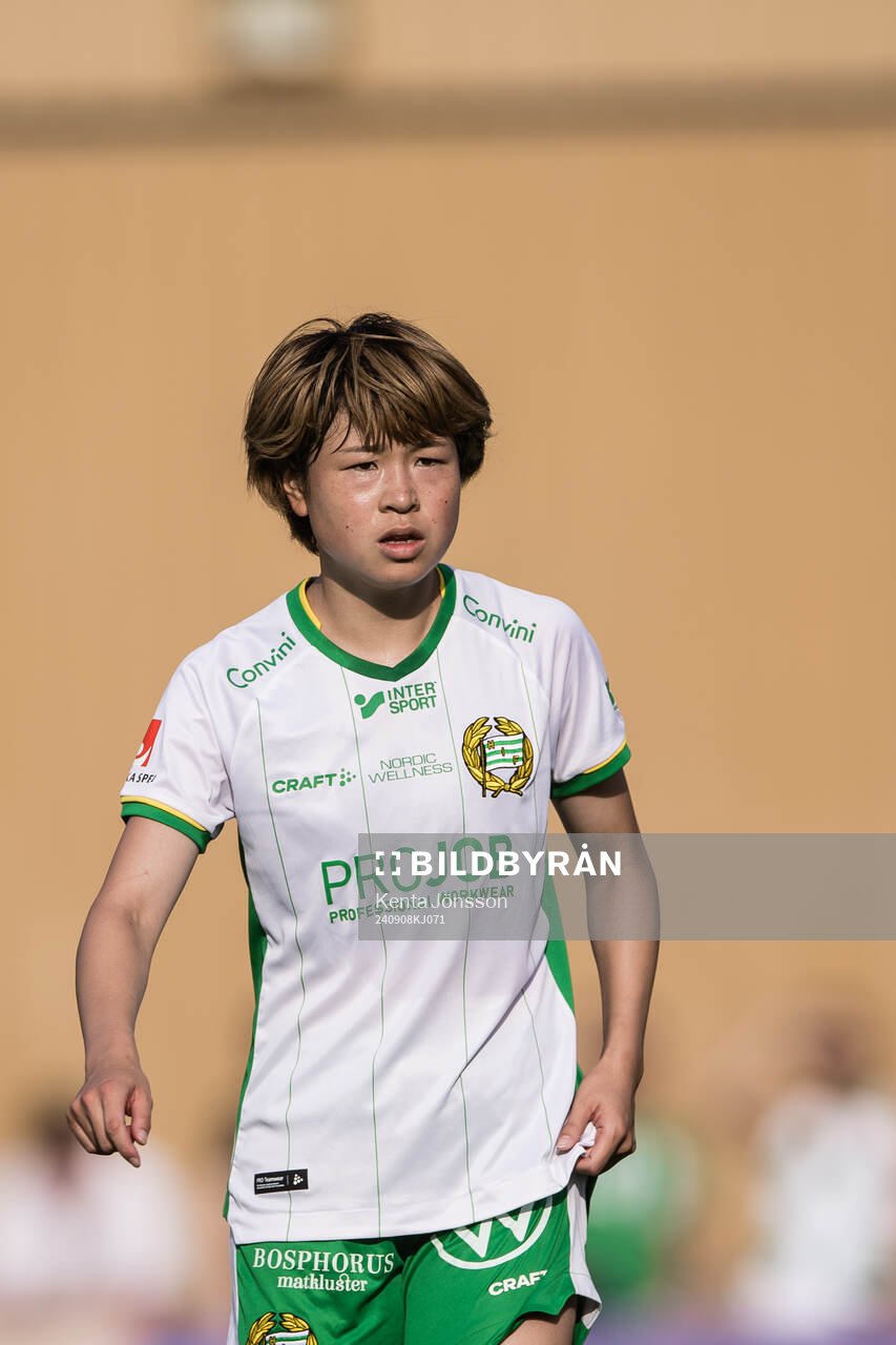 Hammarbys Asato Miyagawa under fotbollsmatchen i Damallsvenskan mellan Hammarby och Kristianstad den 8 september 2024 i Stockholm. 