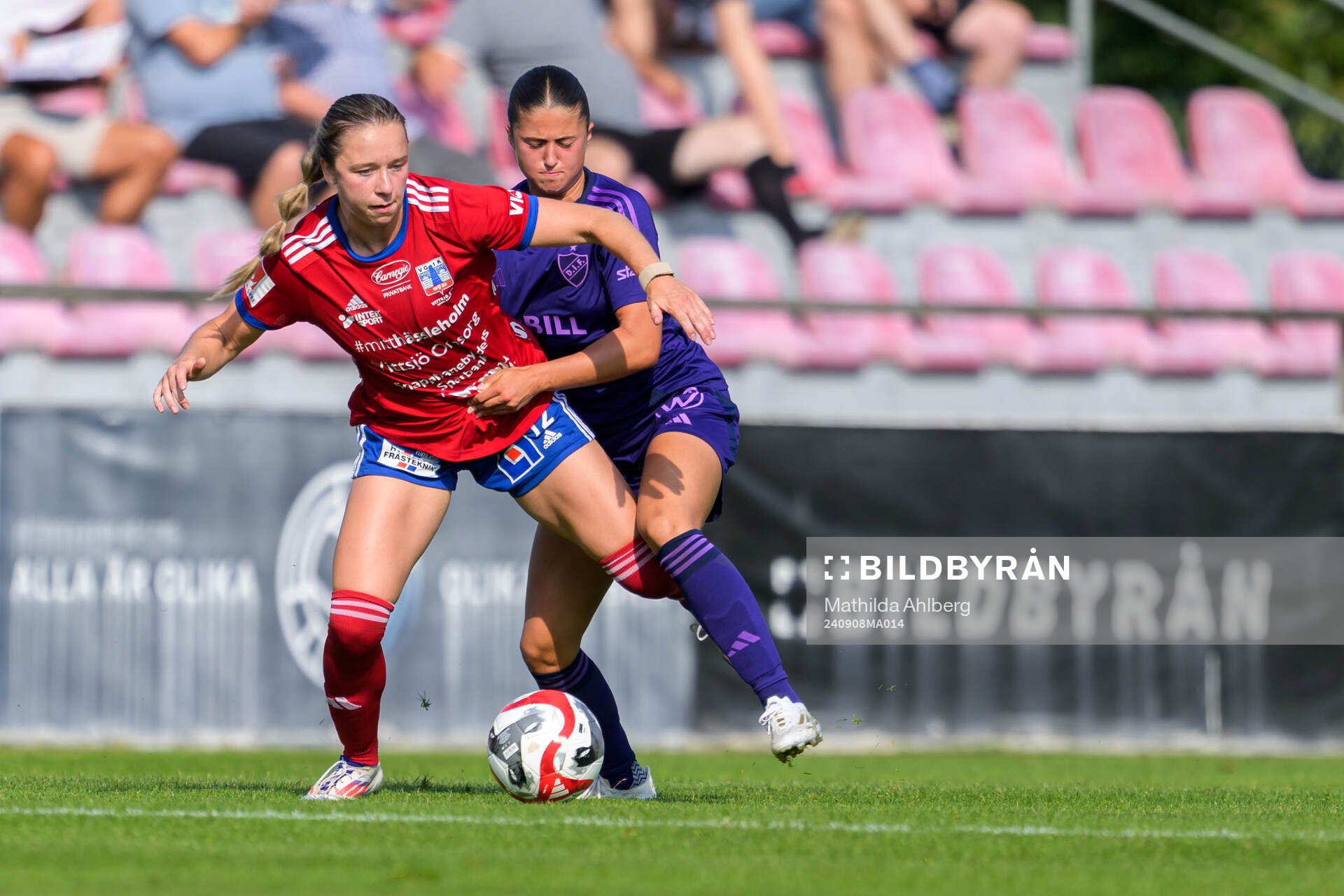 Vittsjös Tanya Boychuk och Djurgårdens Beata Kollmats