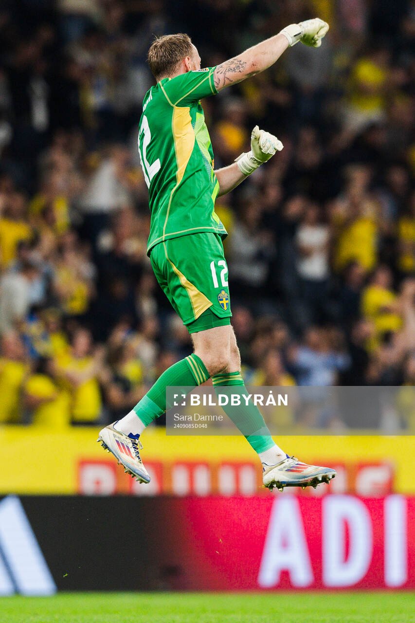 Goalkeeper Viktor Johansson of Sweden celebrate