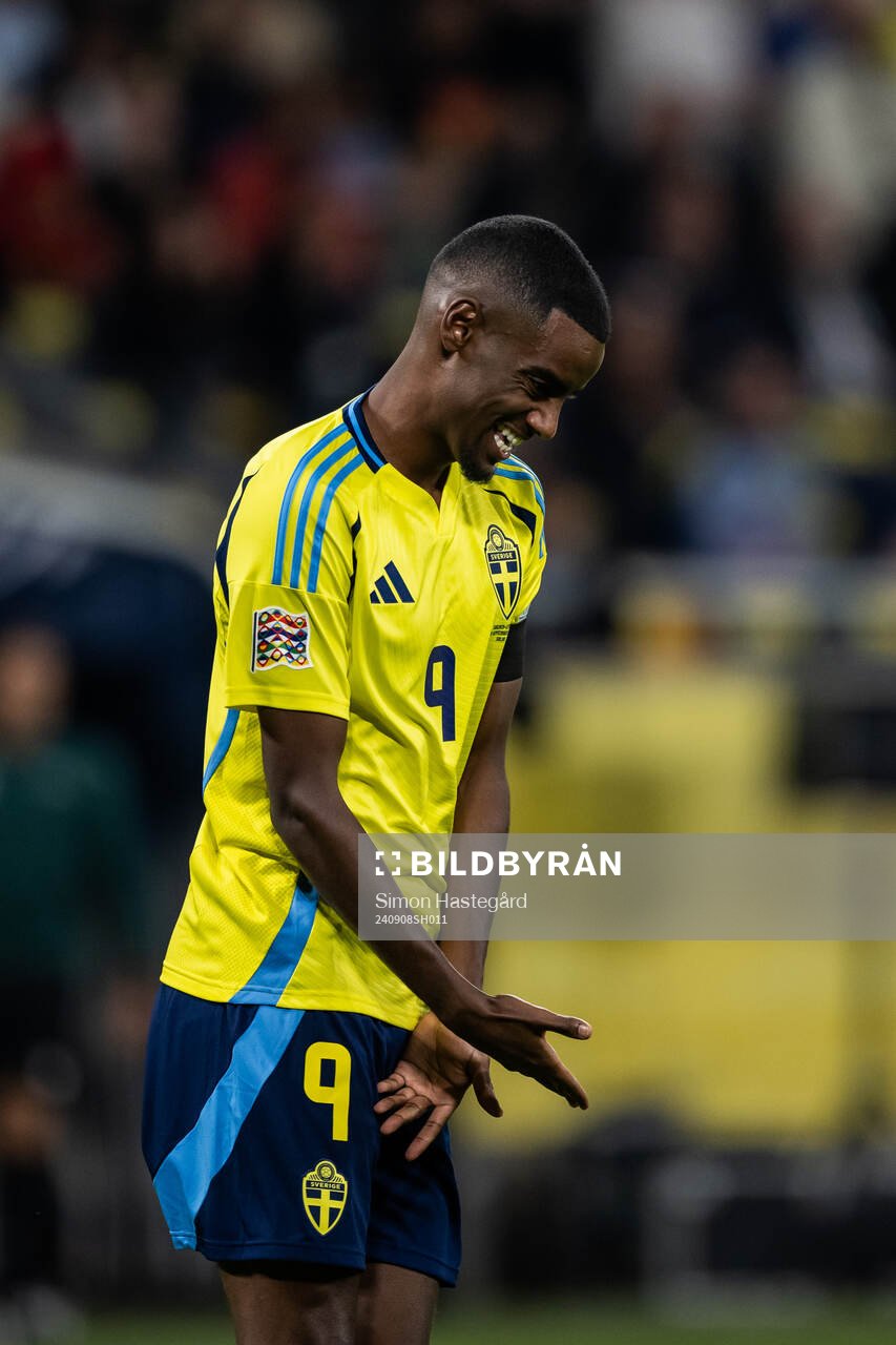 Alexander Isak of Sweden looks dejected