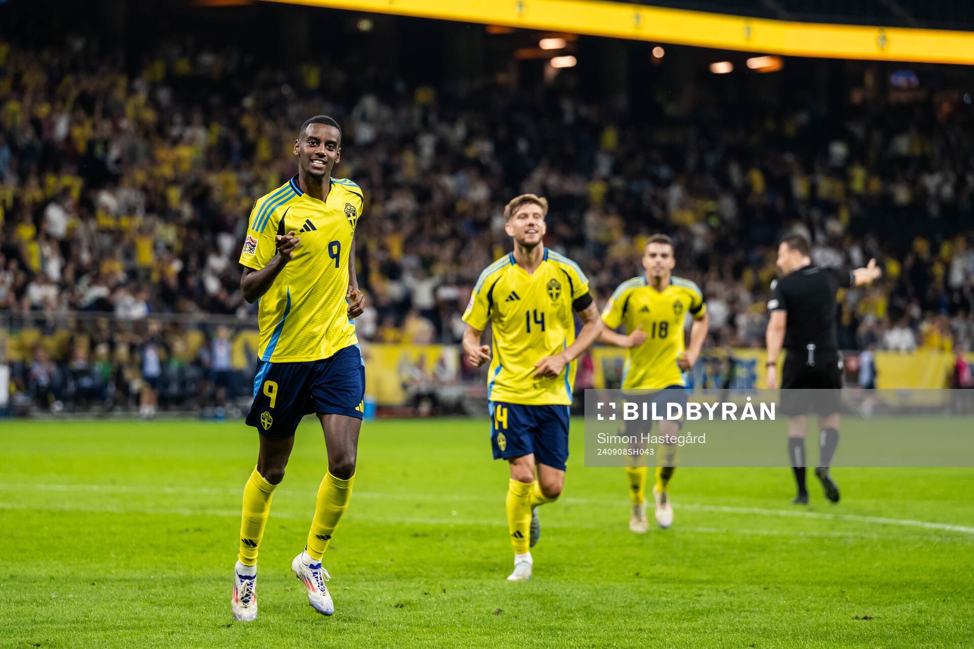 Alexander Isak of Sweden celebrates