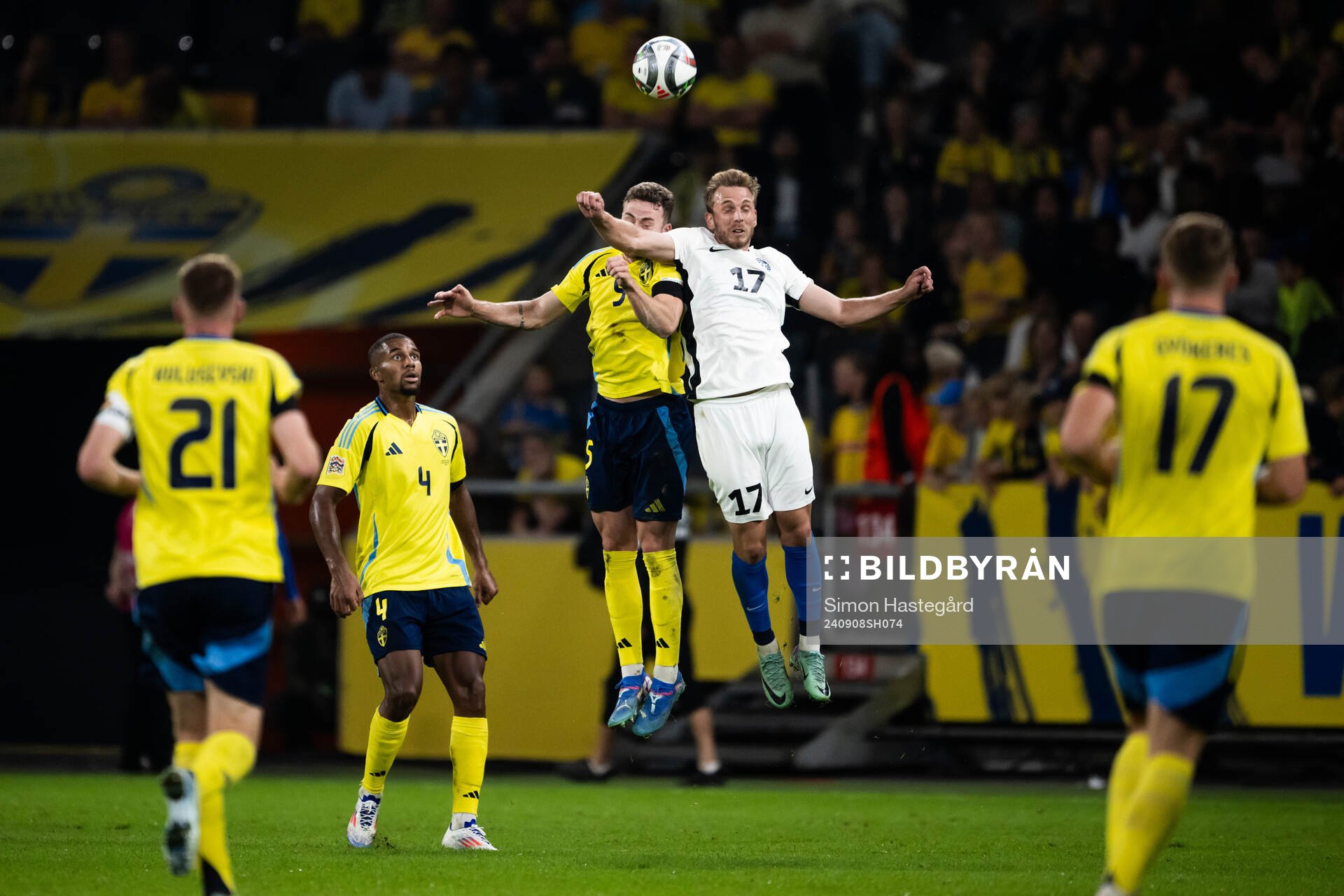 Isak Hien and Gabriel Gudmundsson of Sweden compete for the