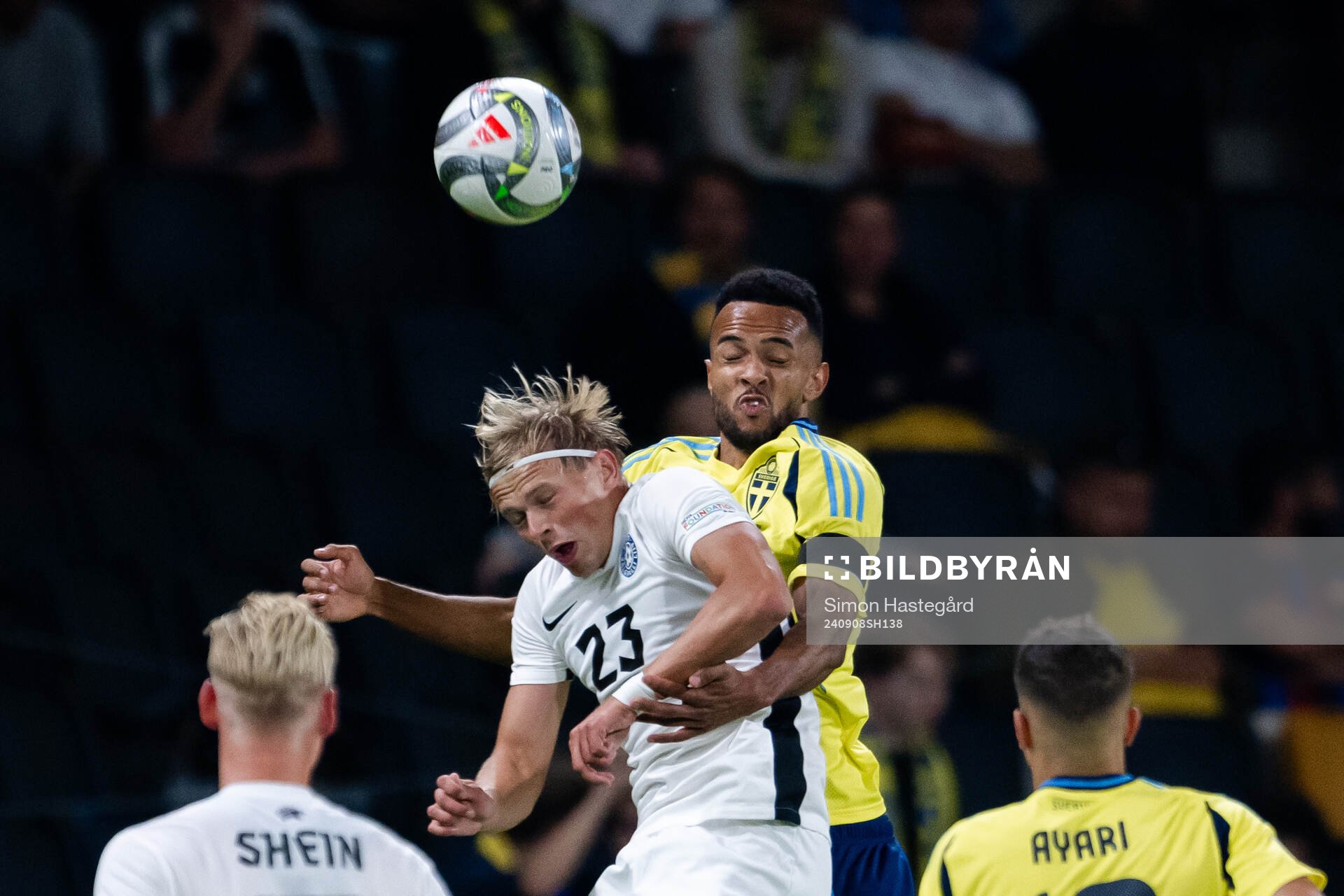 Ramol Sillamaa of Estonia and Alex Douglas of Sweden during the Nations League football match between Sweden and Estonia on September 8, 2024 in Stockholm.