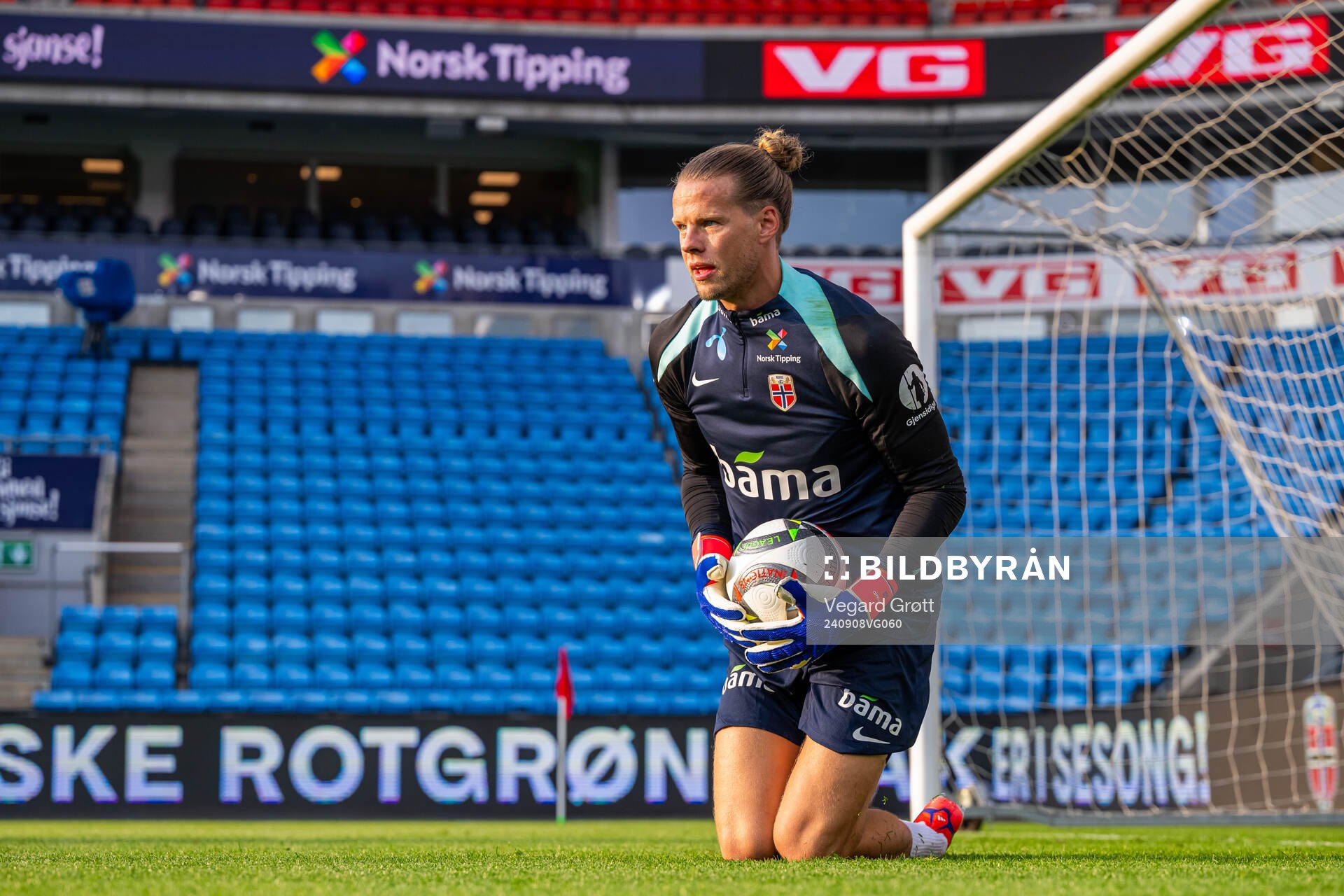 Goalkeeper Ørjan Håskjold Nyland of the Norwegian
