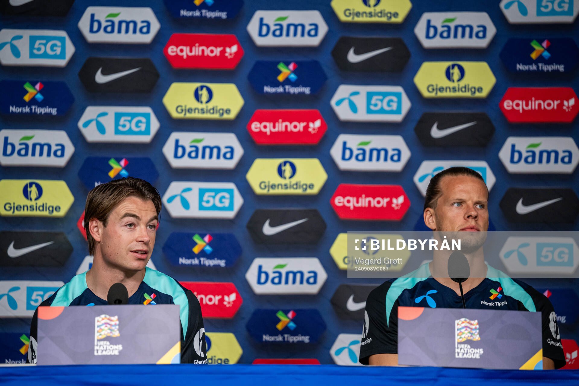 Patrick Berg and goalkeeper Ørjan Håskjold Nyland of the