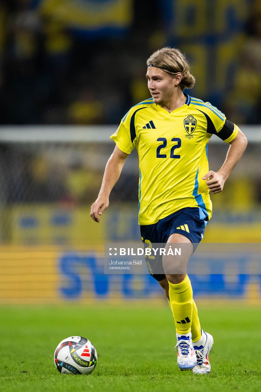 Sebastian Nanasi of Sweden