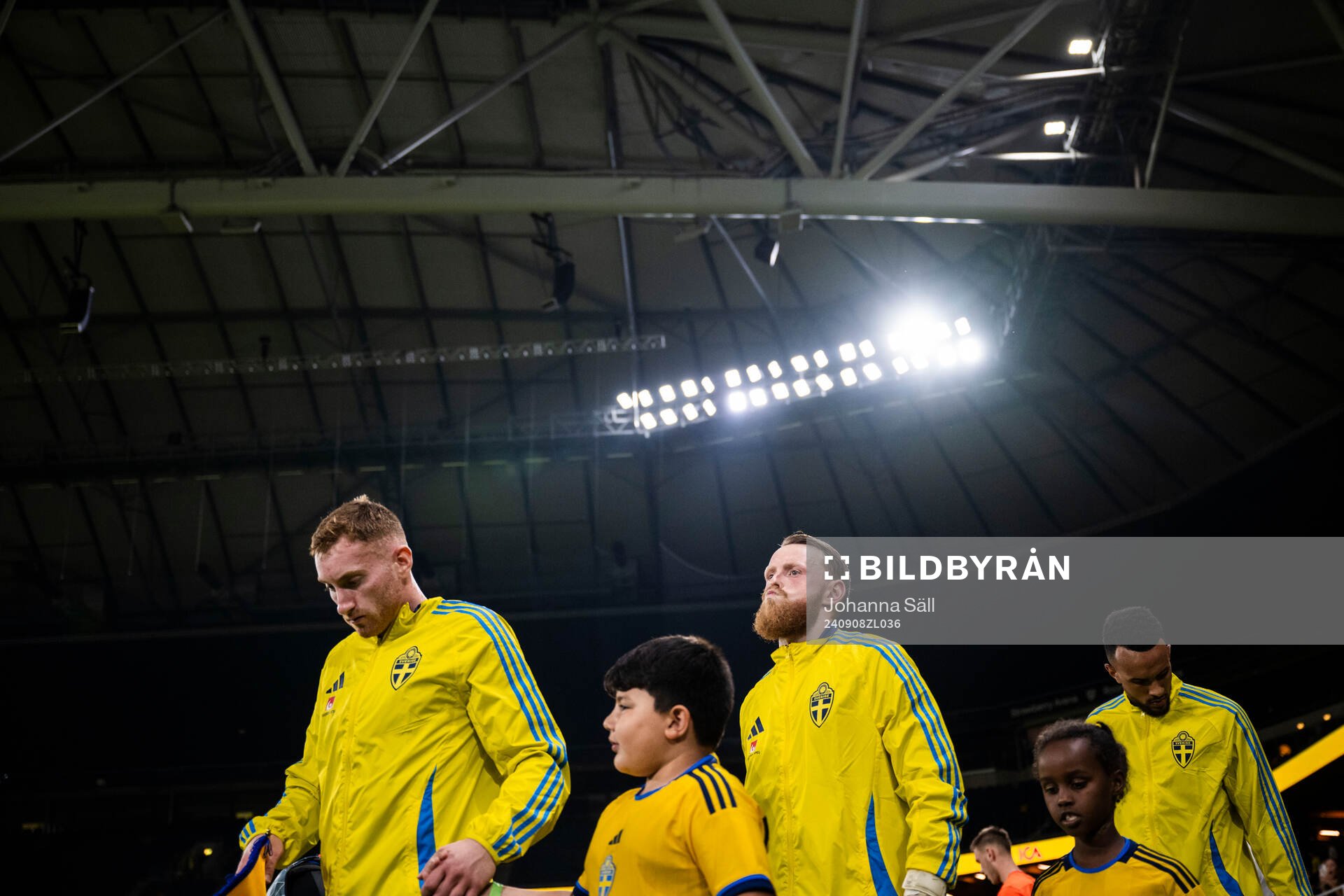 Dejan Kulusevski, goalkeeper Viktor Johansson and Alex