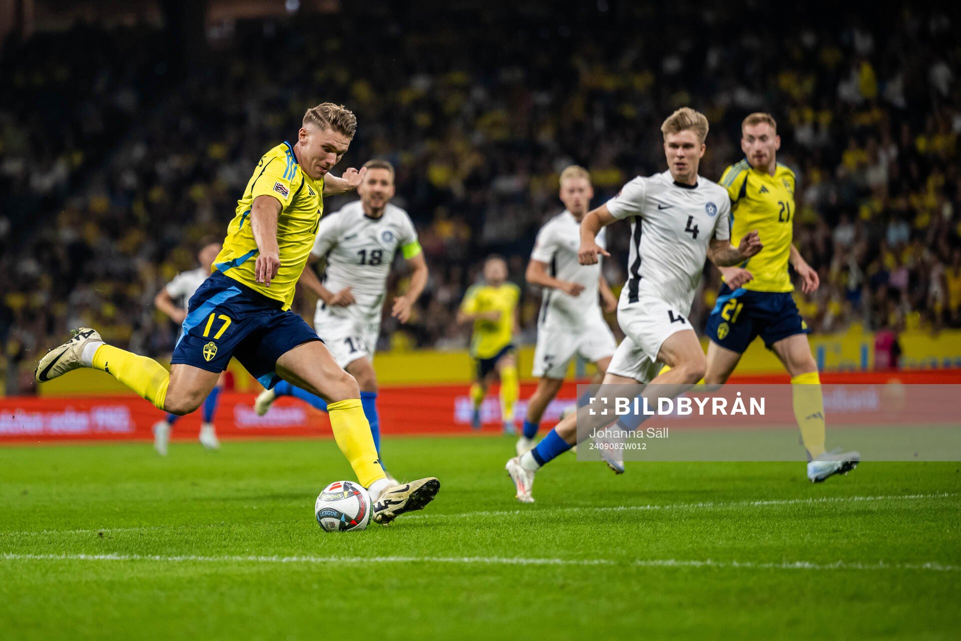Viktor Gyökeres of Sweden