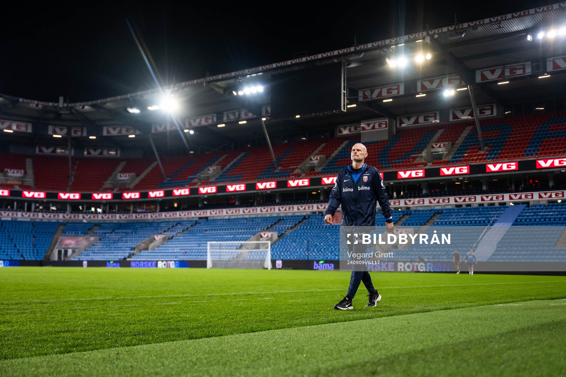 Head coach Ståle Solbakken of Norway