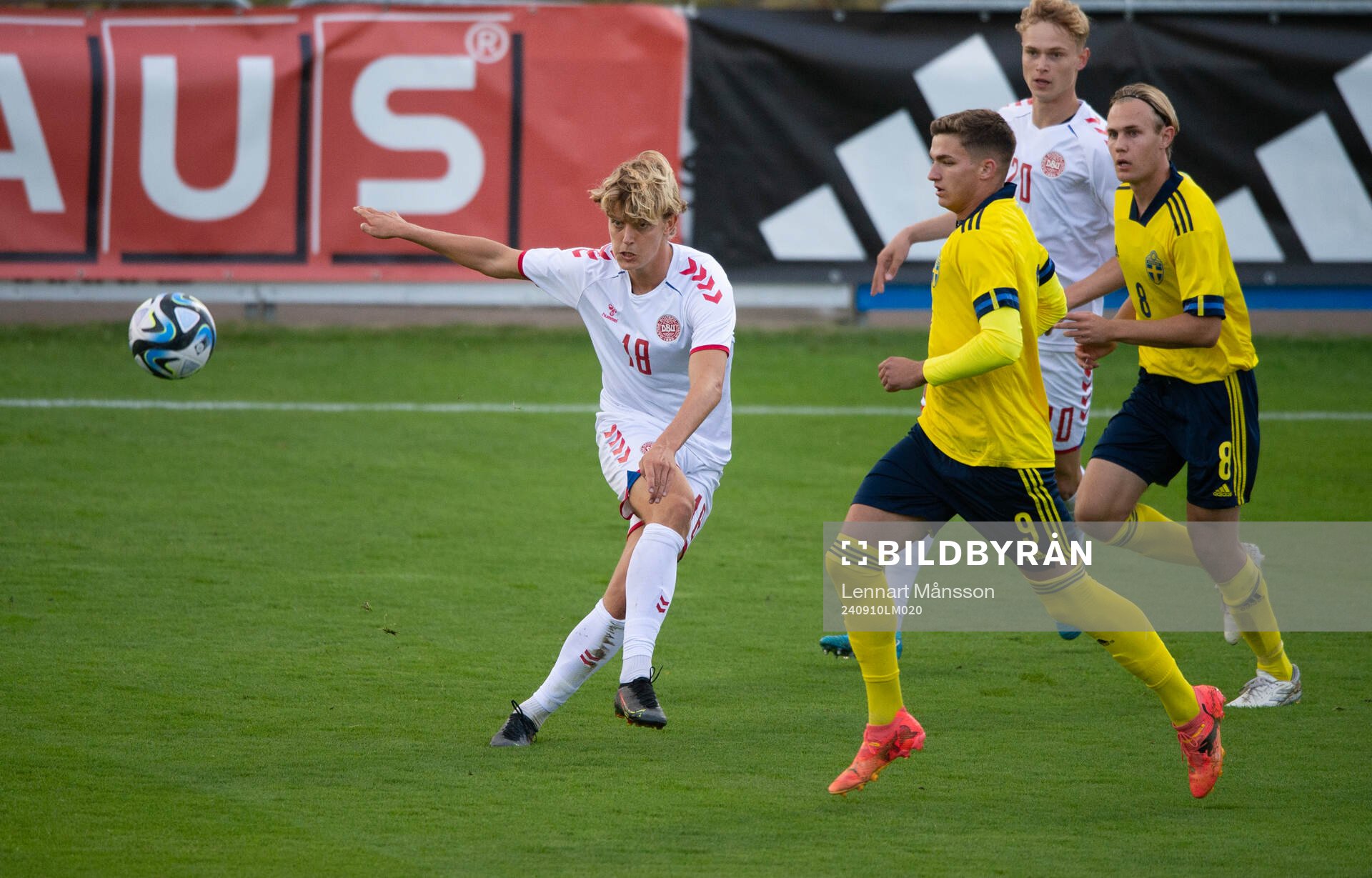 Danmarks Andreas Nibe i U20 landskampen mellan Sverige och