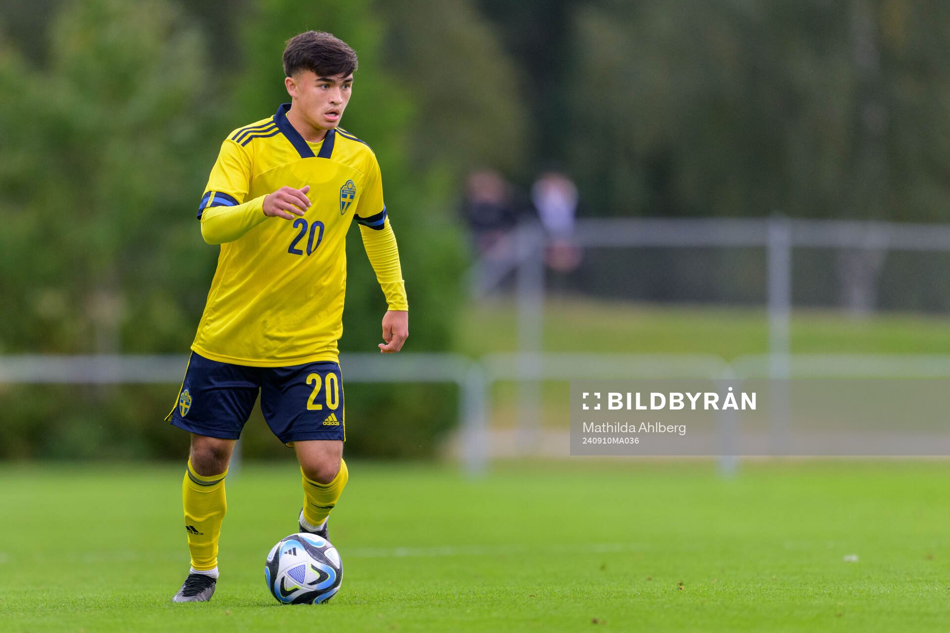 Alexander Thongla-Iad Warneryd of Sweden