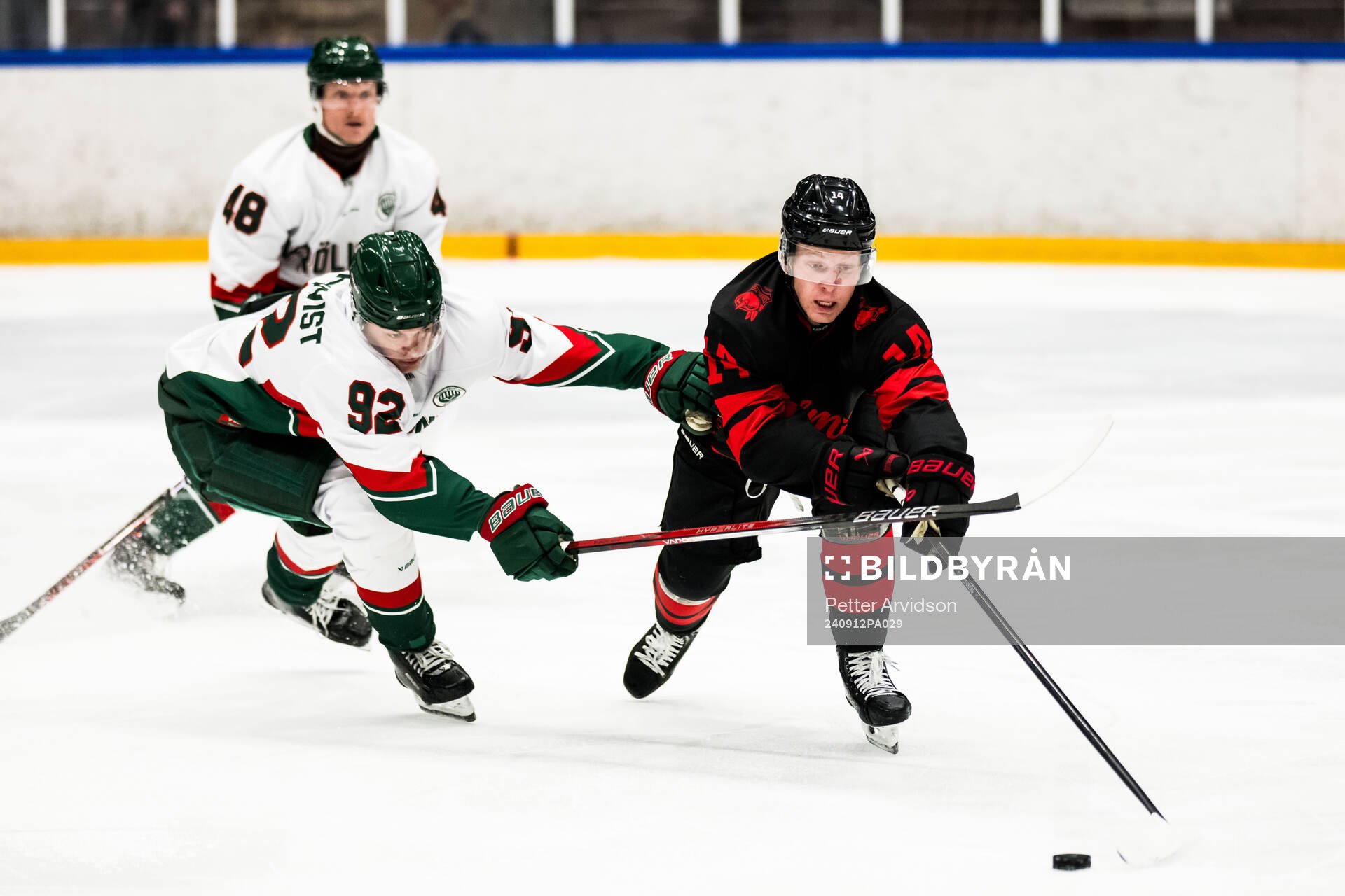 Frölundas Filip Cederqvist och Malmö Redhawks Otto