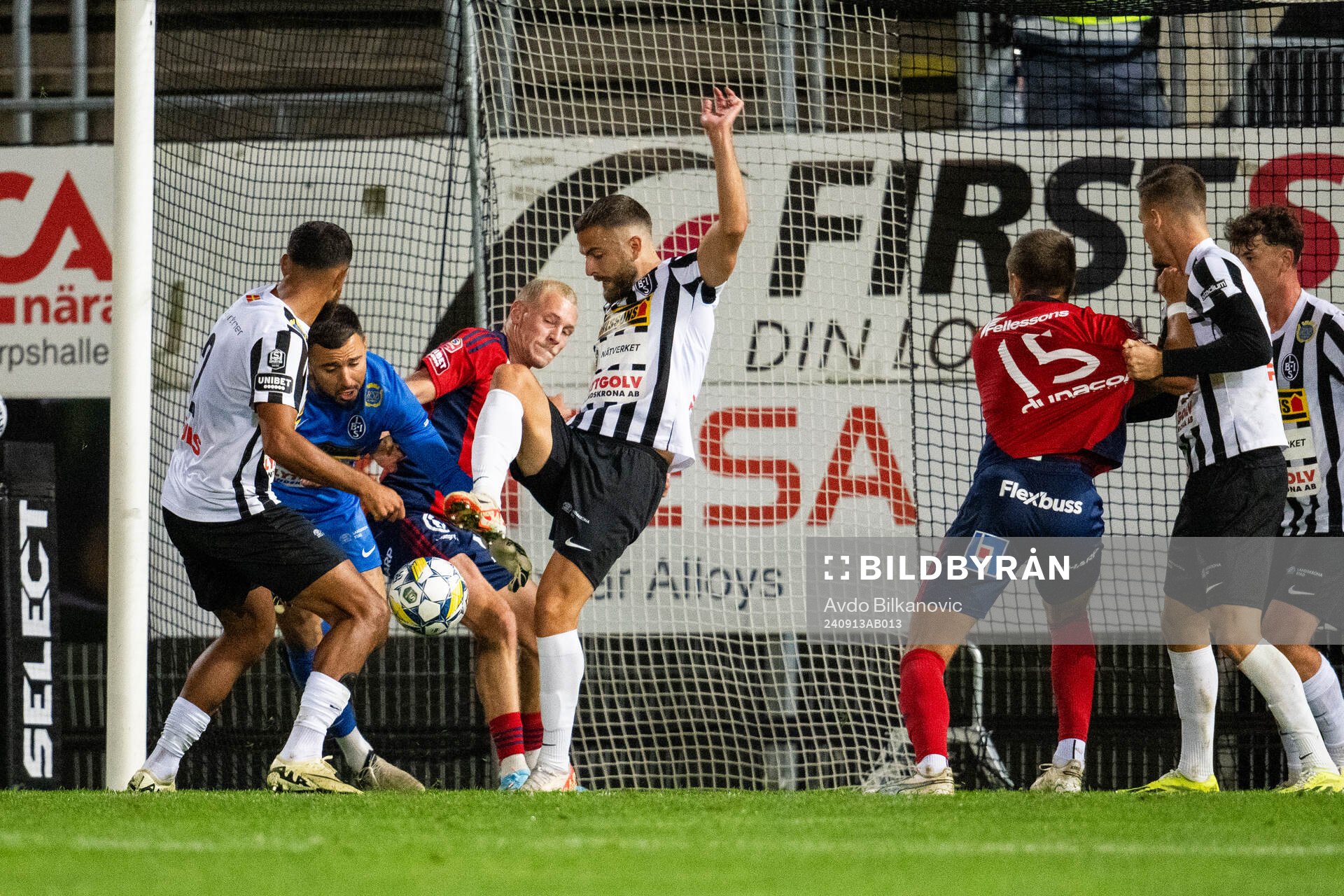 Landskronas målvakt Amr Kaddoura, Rassa Rahmani och Filip