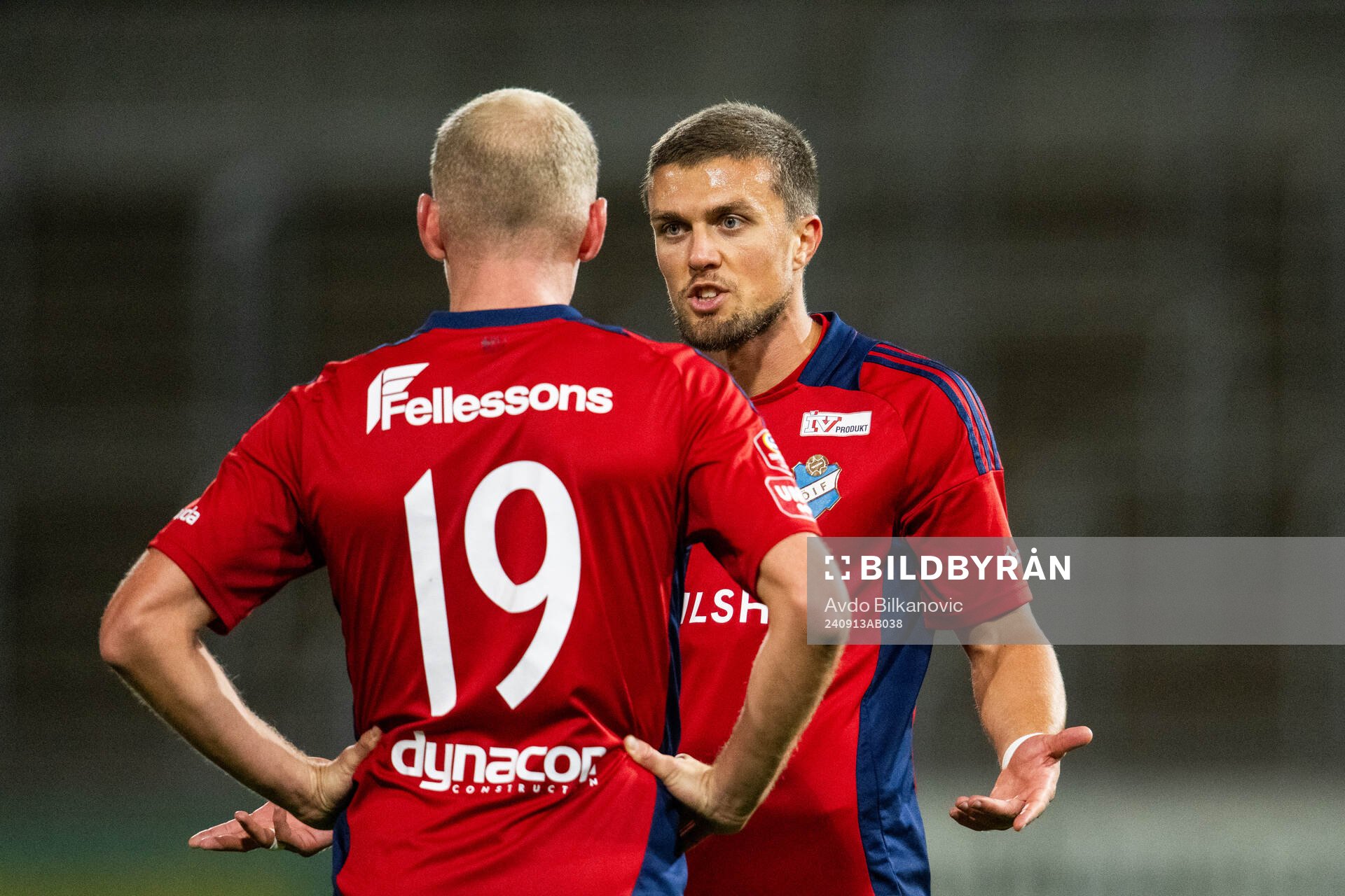 Östers Ivan Kricak och Adam Bergmark Wiberg under fotbollsmatchen i Superettan mellan Landskrona och Öster den 13 september 2024 i Landskrona.