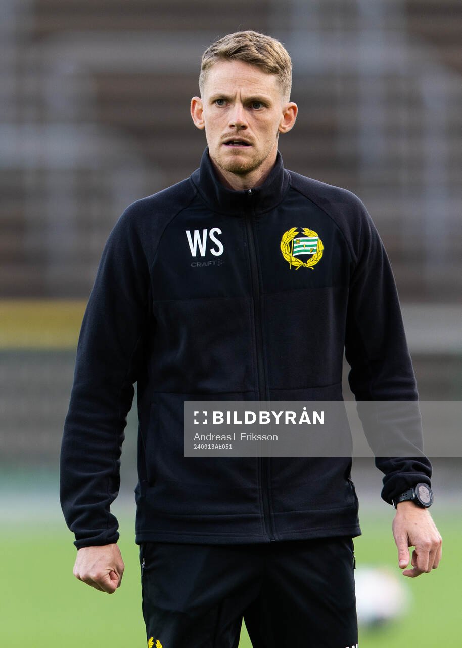 Hammarbys assisterande tränare William Strömberg innan