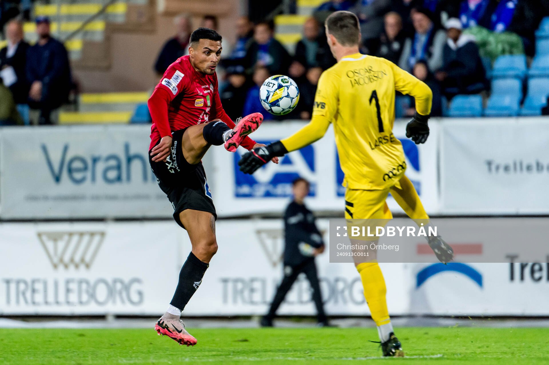 Örebros Ahmed Yasin och Trelleborgs Andreas Larsen