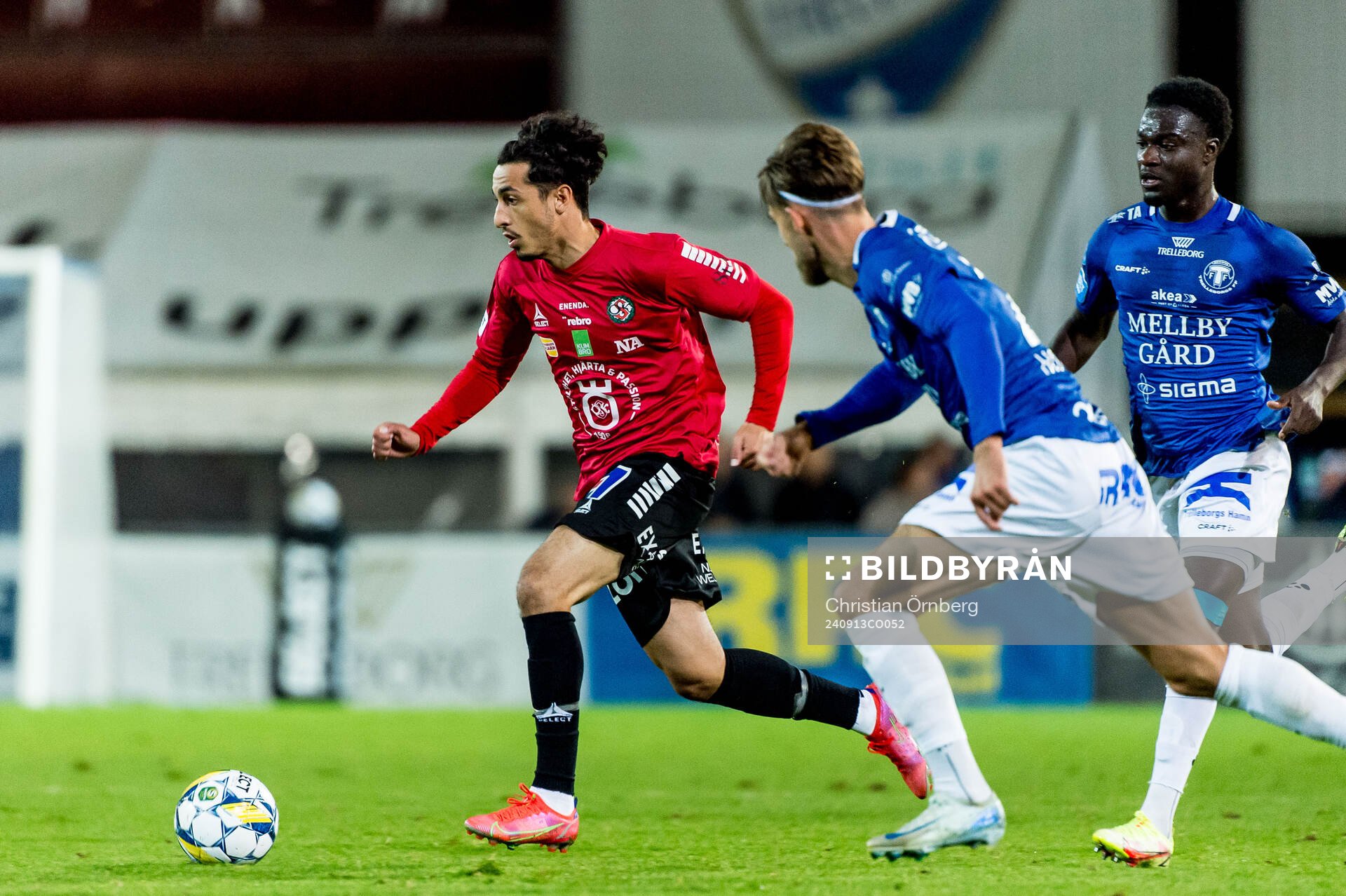 Örebros Elias Barsoum och Trelleborgs Felix Hörberg