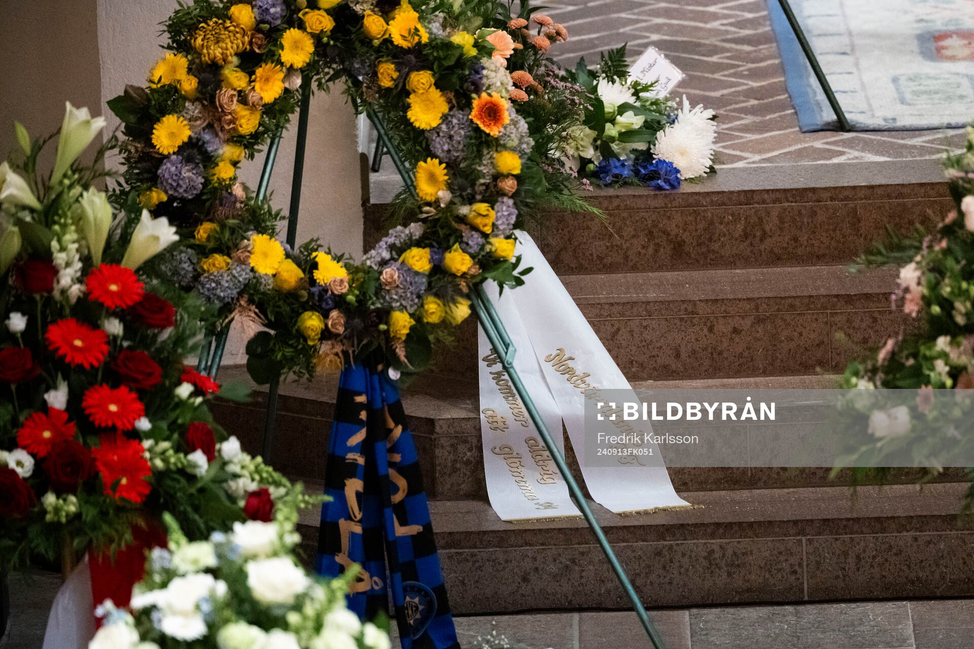 A floral wreath from Nordvärmlands FF