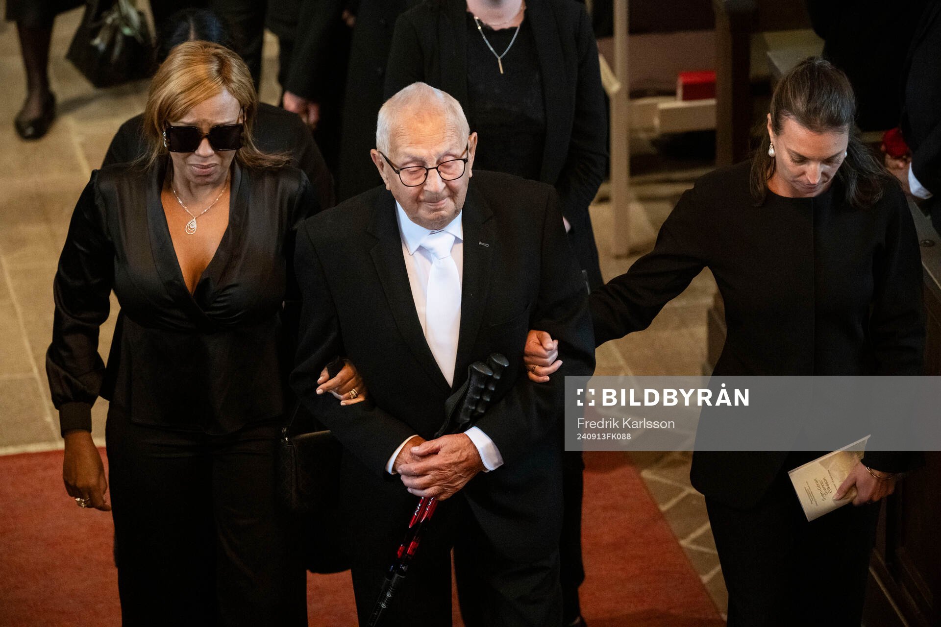 Partner Yaniseth Alcides, father Sven Eriksson and daughter Lina Eriksson during the funeral of Sven-Göran Eriksson on September 13, 2024 in Torsby.