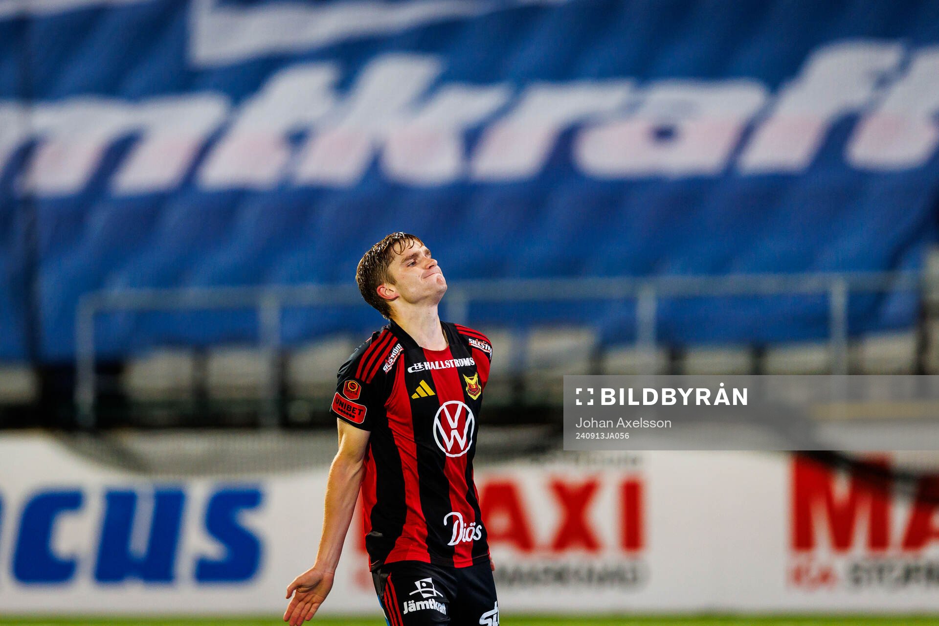 Östersunds Jakob Hedenquist jublar