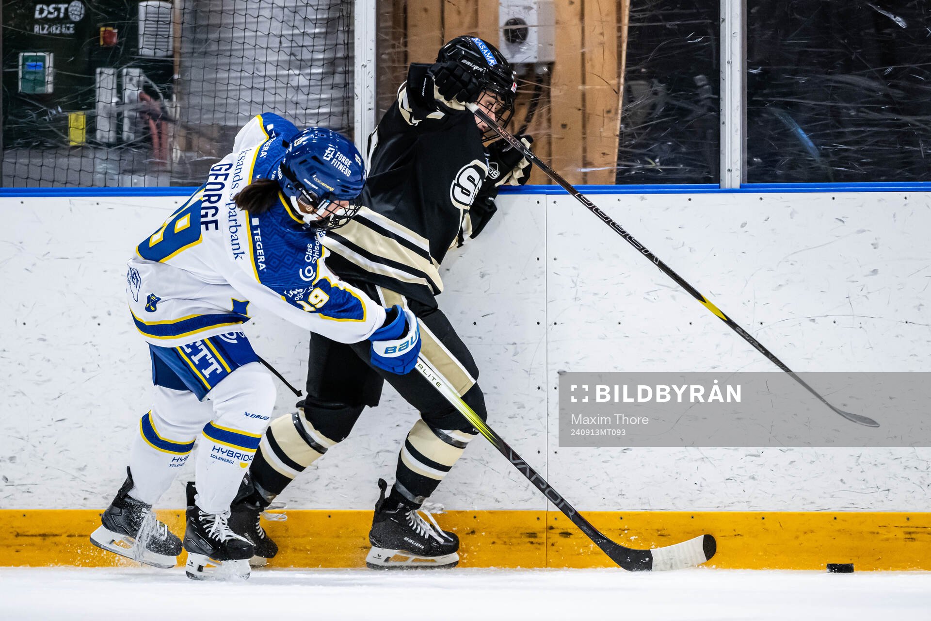 Leksands Lillian George och SDEs Kayleigh Hamers