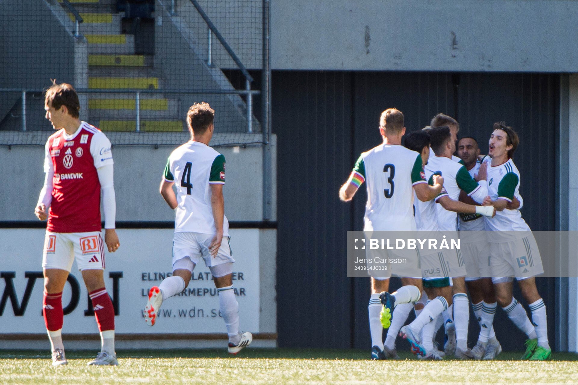 Skövde AIKs Sargon Abraham jublar