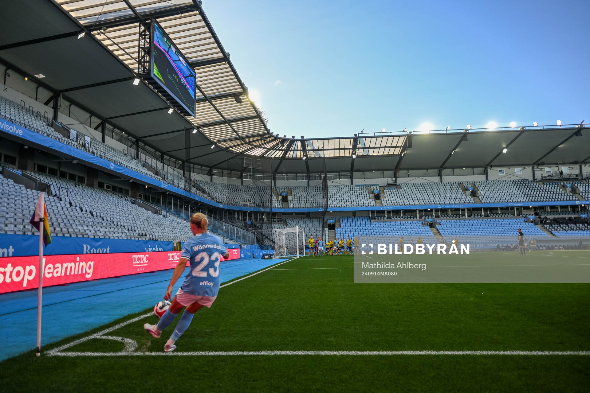 Malmö FFs Sofia Wännerdahl vid hörna