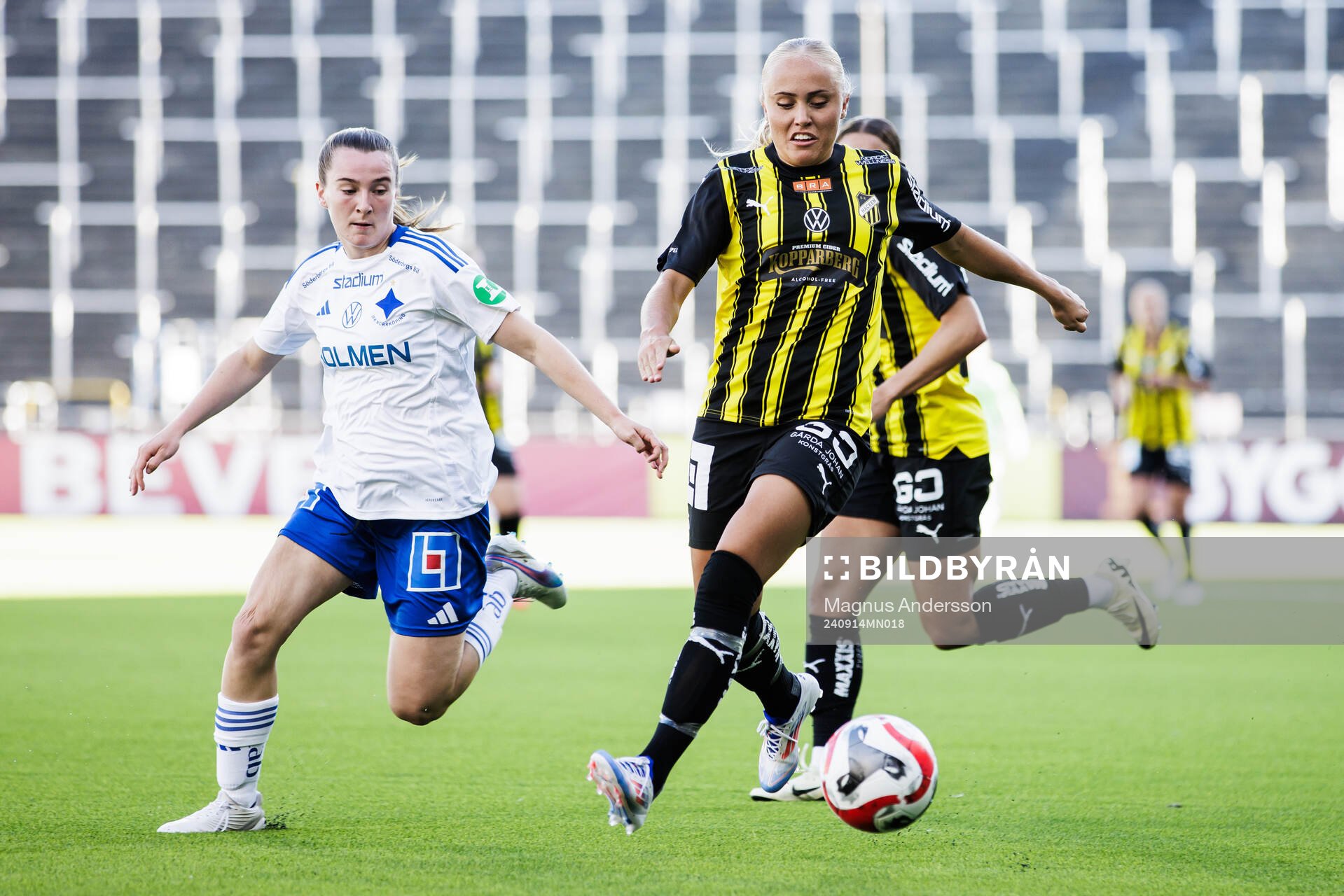 IFK Norrköpings Carrie Jones och Häckens Alva Selerud