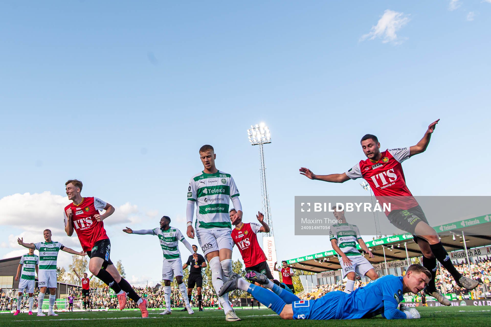 Västerås målvakt Johan Brattberg och Simon Johansson