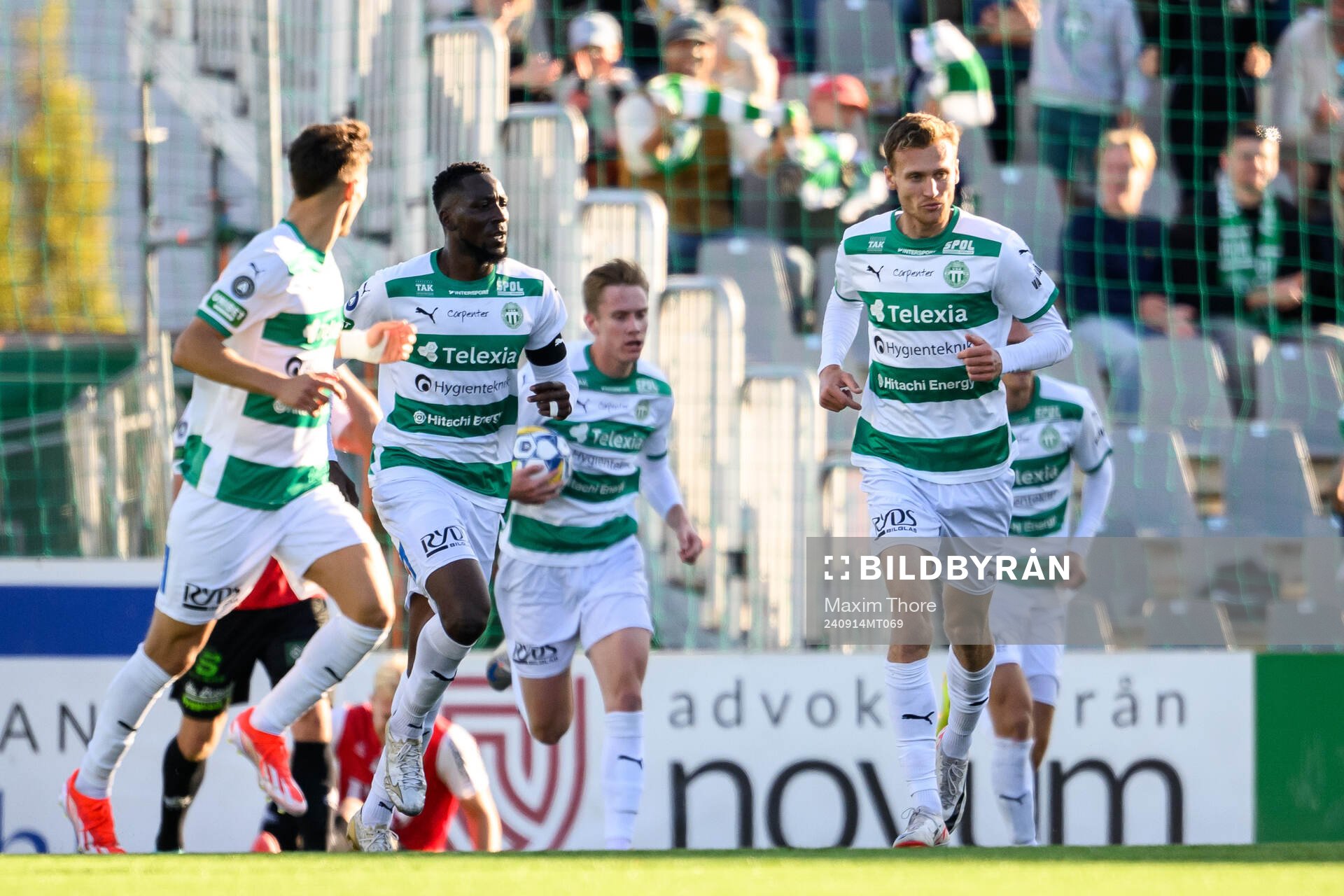 Västerås Viktor Granath jublar