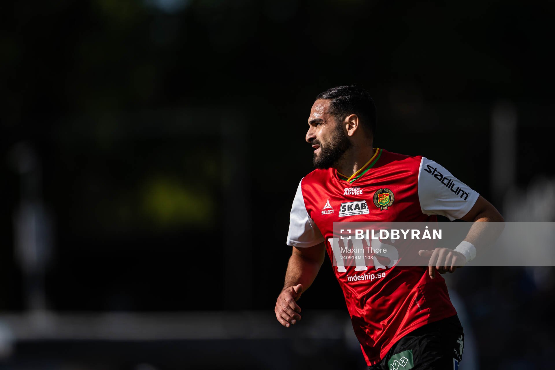 GAIS Mervan Celik nder fotbollsmatchen i Allsvenskan mellan