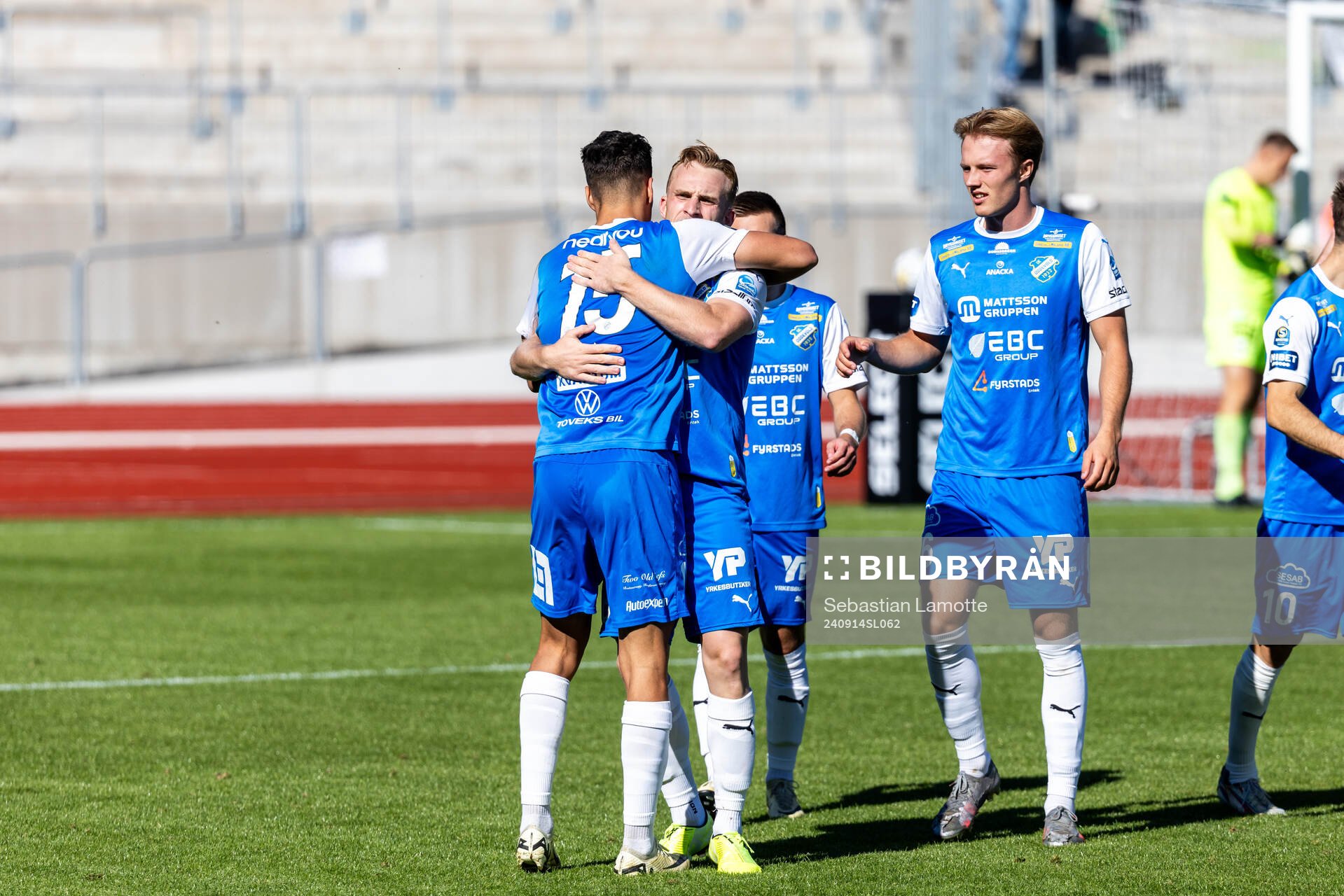 IK Oddevolds Assad Al Hamlawi har gjort 2-1 och jublar