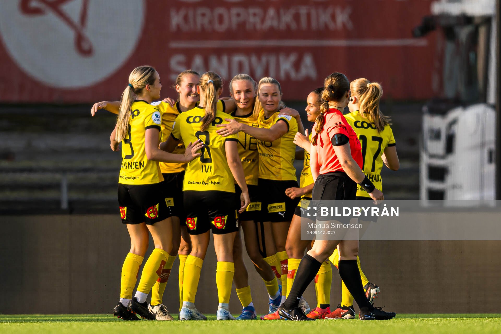 Thea Kyvåg of LSK Kvinner celebrates