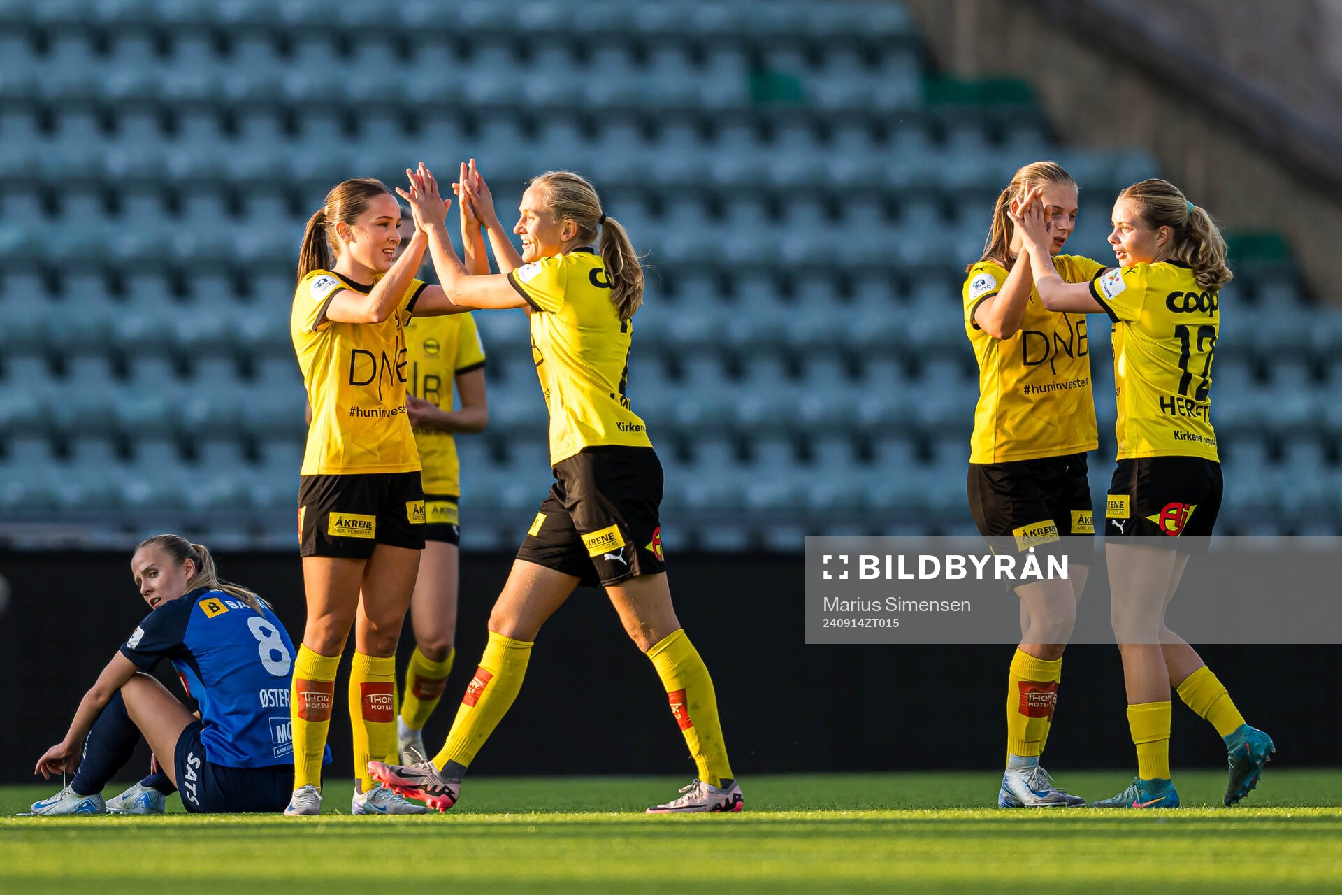 Nora Marie Stærk and Eva Amanda Johnsson Haahr of LSK