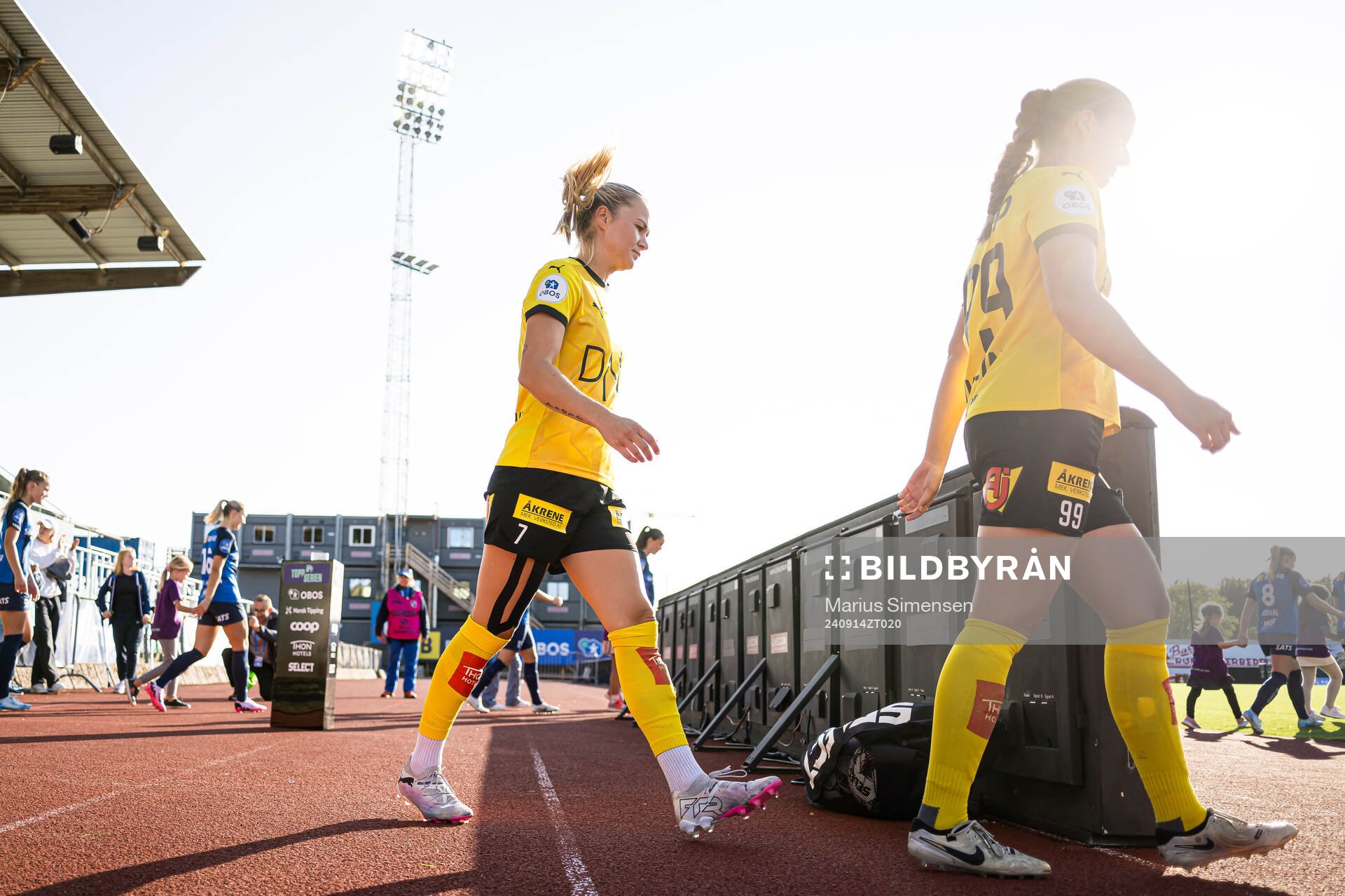 Eva Amanda Johnsson Haahr and Tonje Erikstein of LSK Kvinner