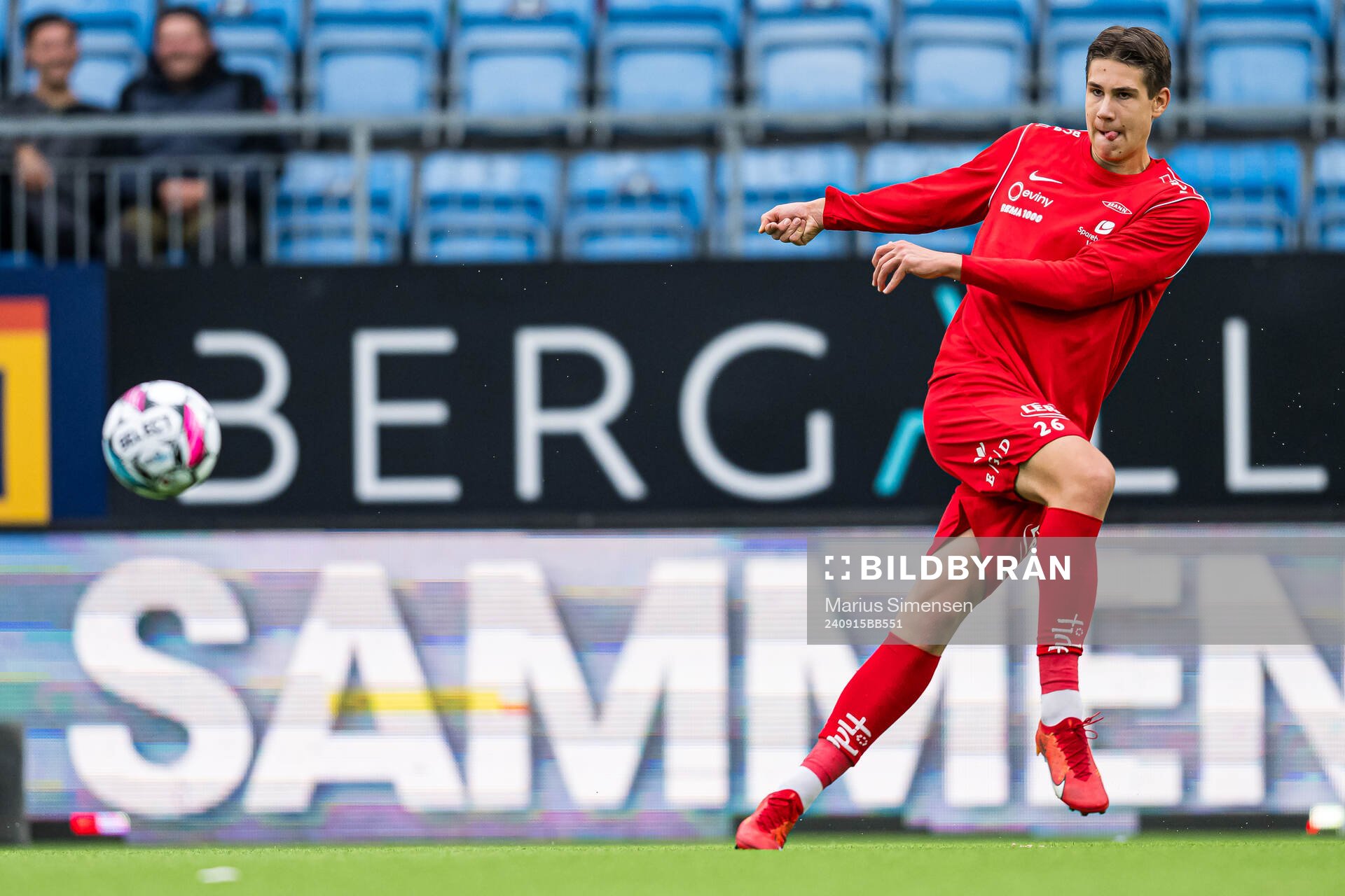 Eivind Helland of Brann warms up