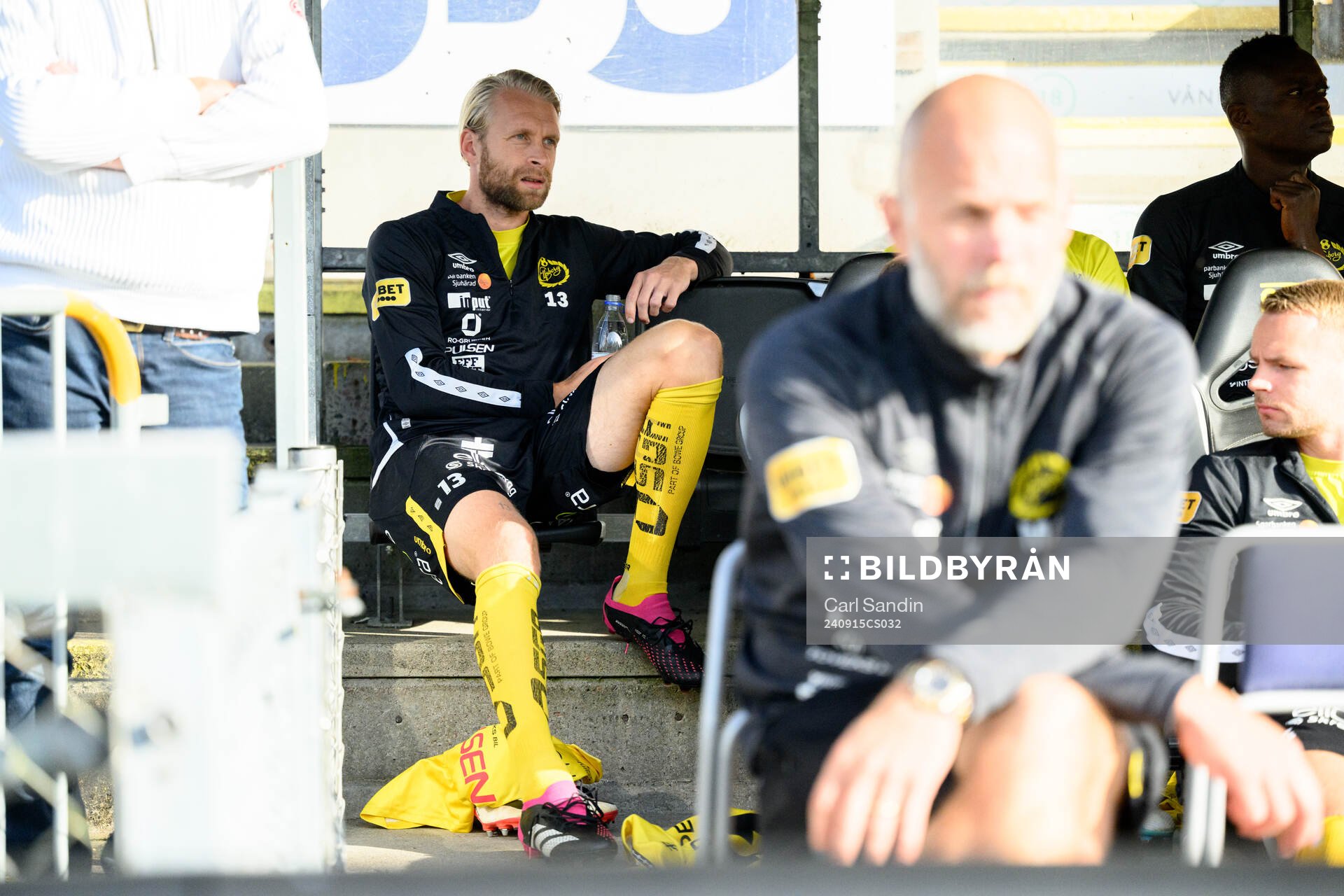 Elfsborgs Johan Larsson på bänken