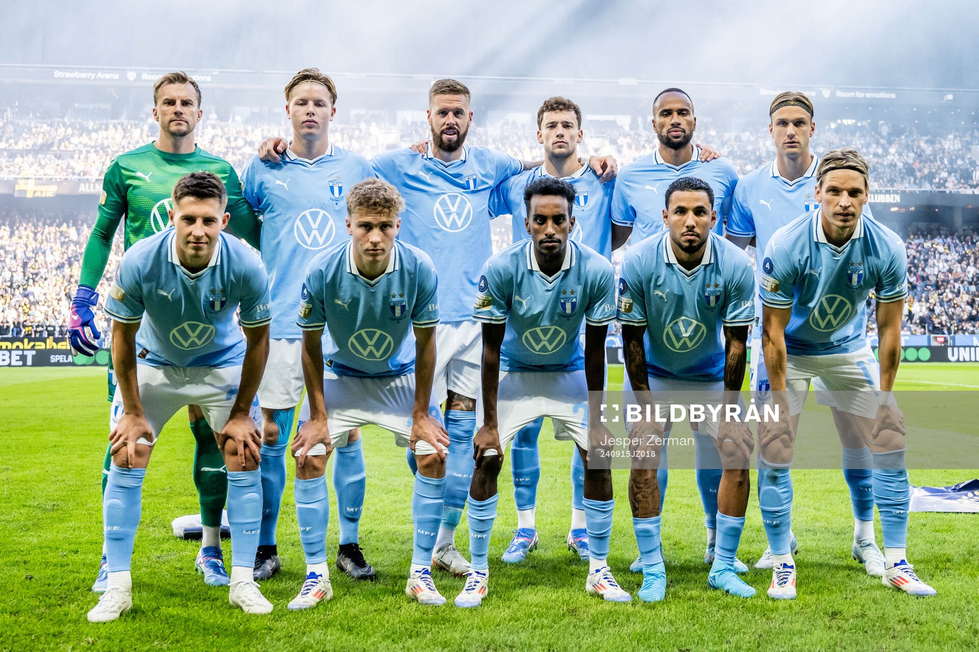 Malmö FFs startelva ställer upp för en lagbild