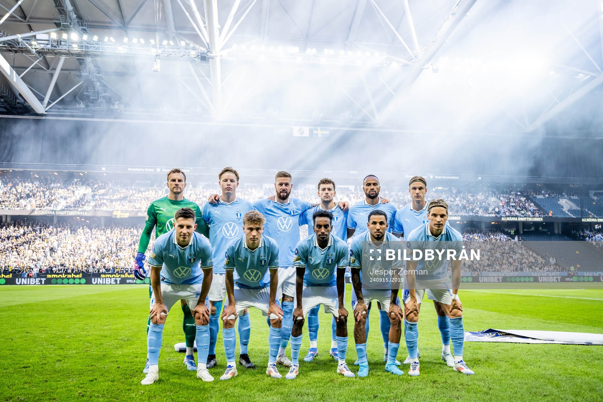 Malmö FFs startelva ställer upp för en lagbild