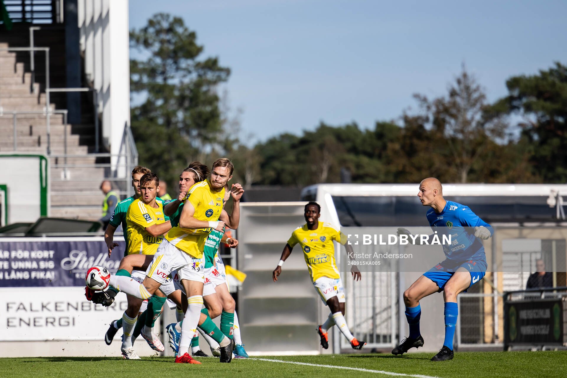 Falkenbergs Hugo Tilly och Jönköpings Södras målvakt