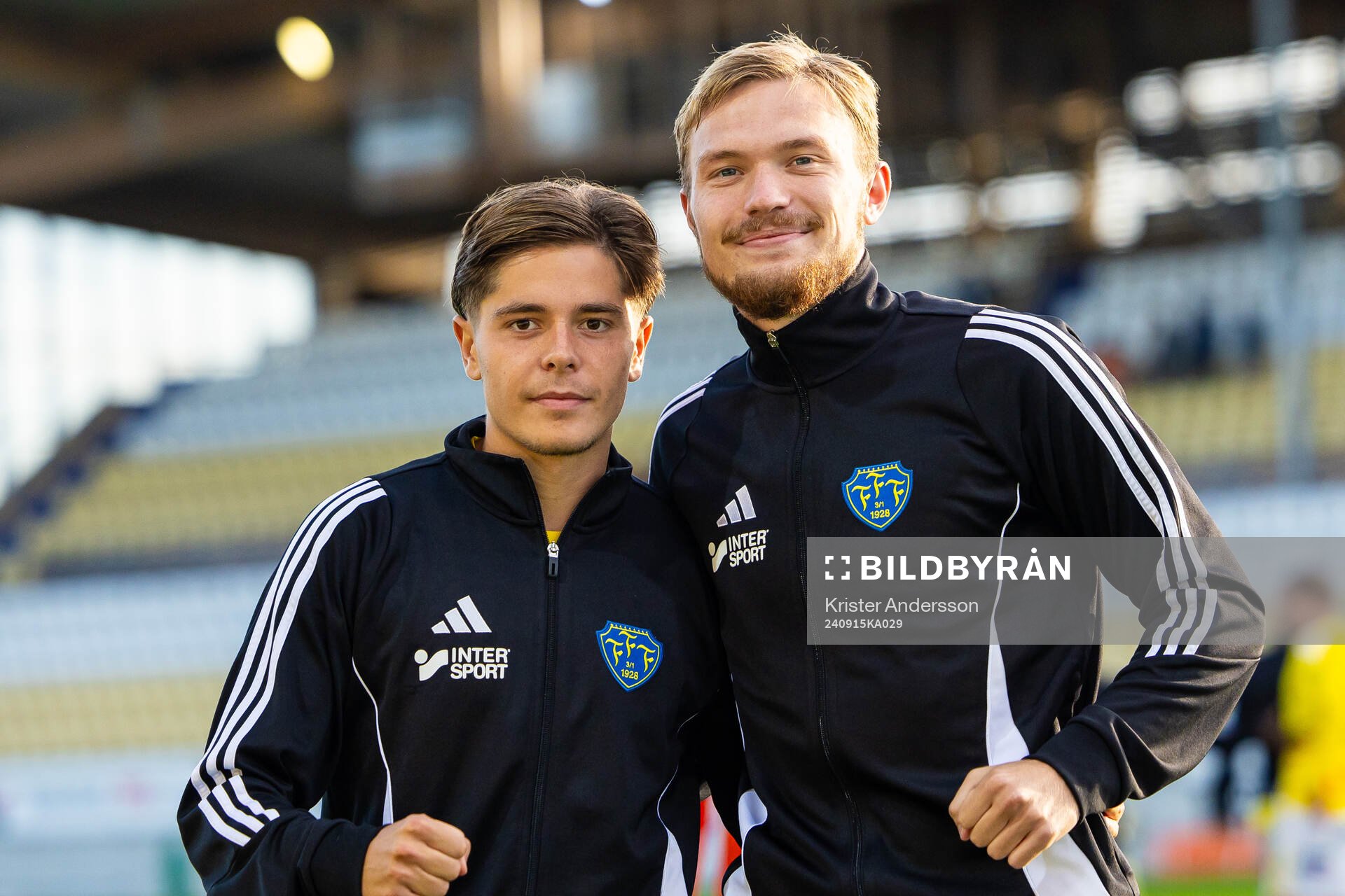 Falkenbergs Remo Gotfredsen Grgic och Hugo Tilly jublar