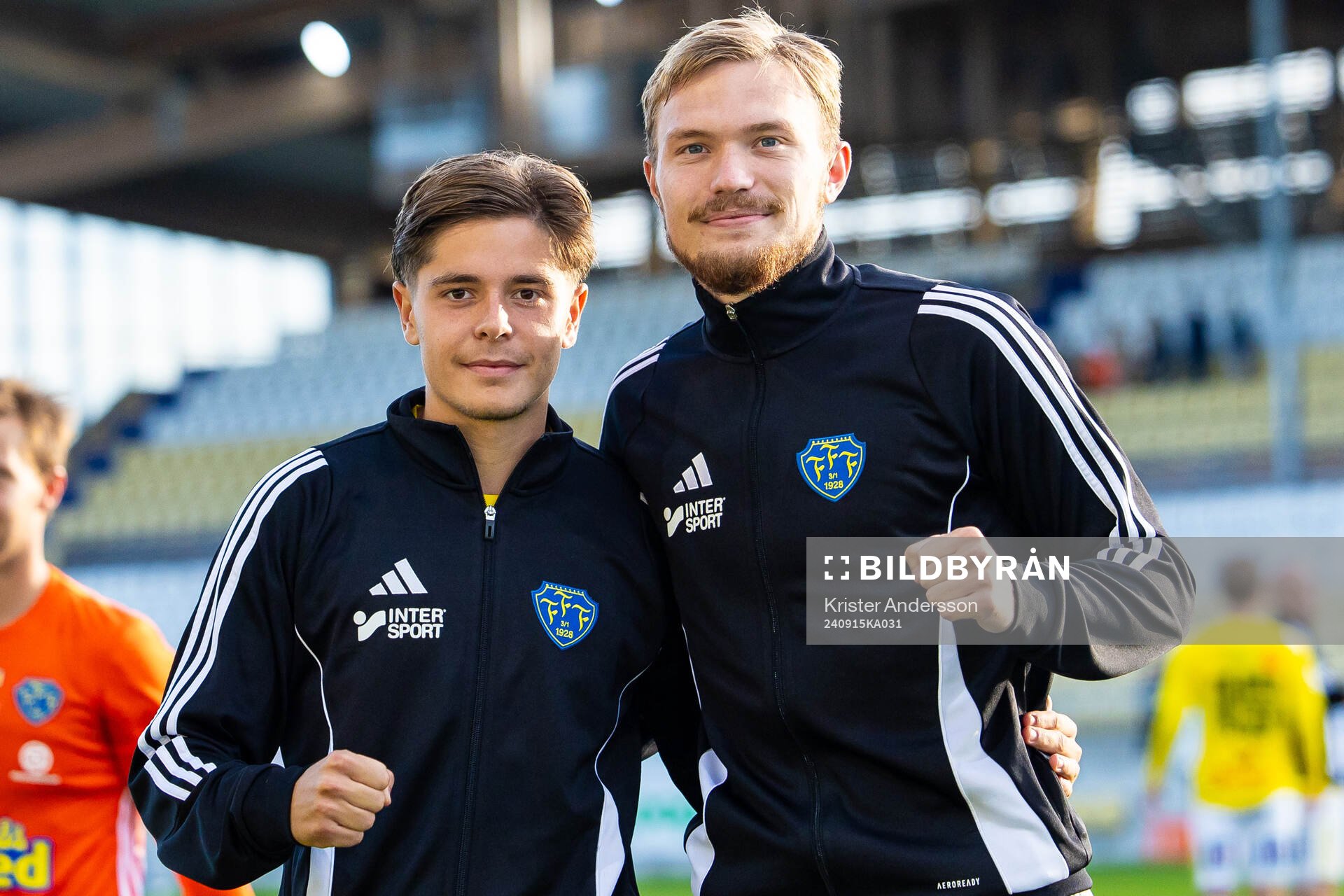 Falkenbergs Remo Gotfredsen Grgic och Hugo Tilly jublar efter fotbollsmatchen i Ettan södra mellan Falkenberg och Jönköpings Södra den 15 september 2024 i Falkenberg. 