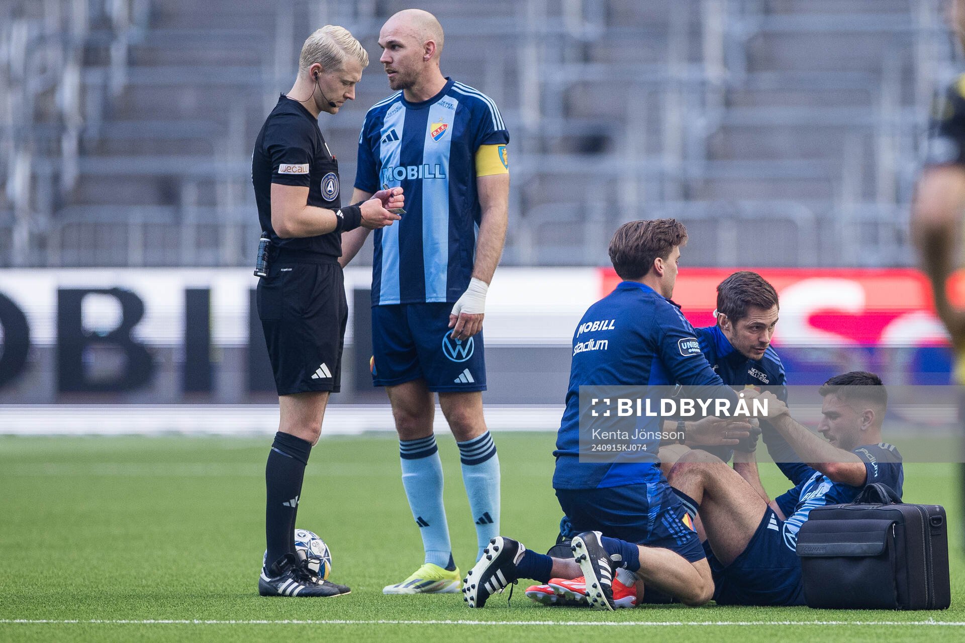 Djurgården Besard Sabovic har ont