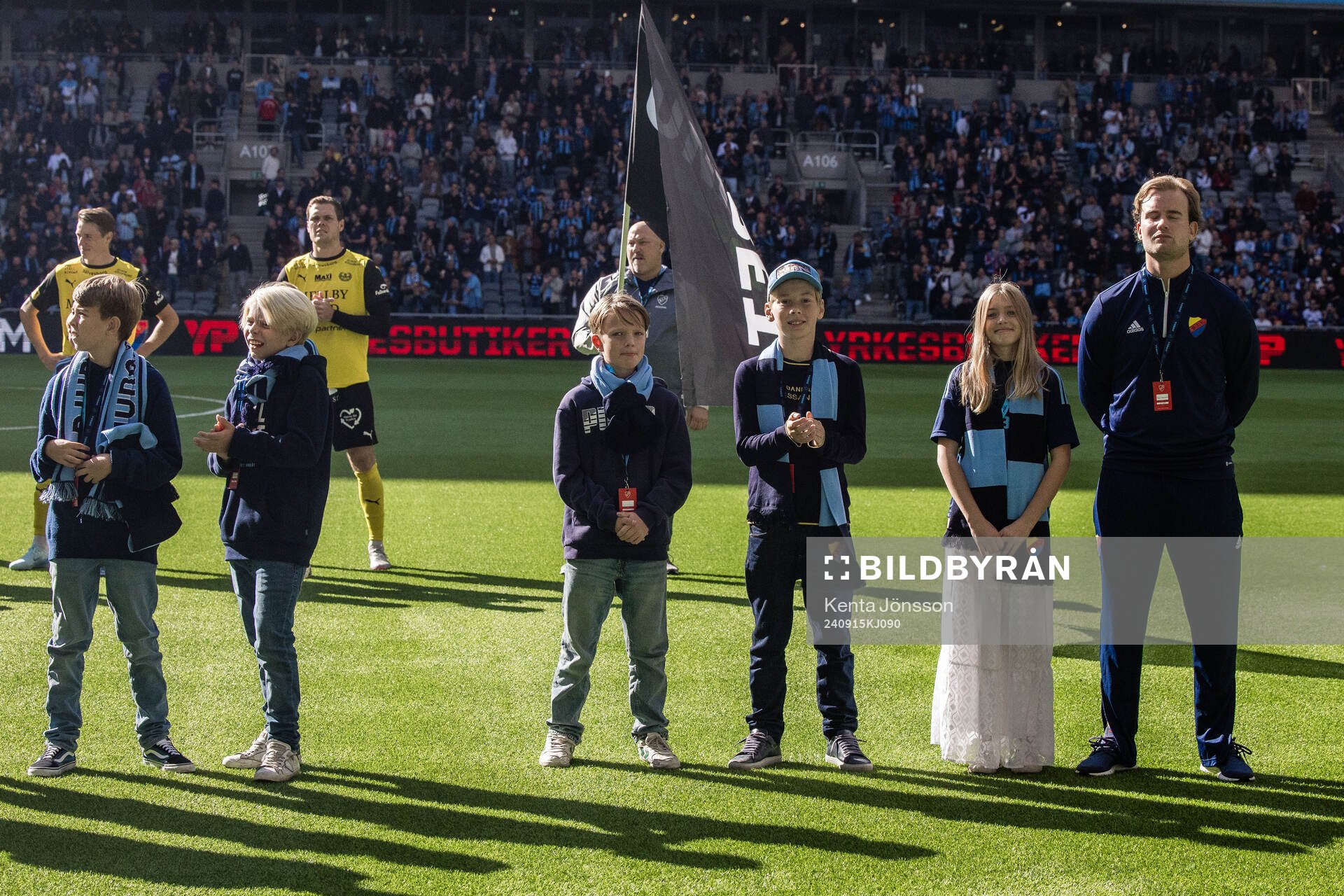 Unga supportrar till Djurgården