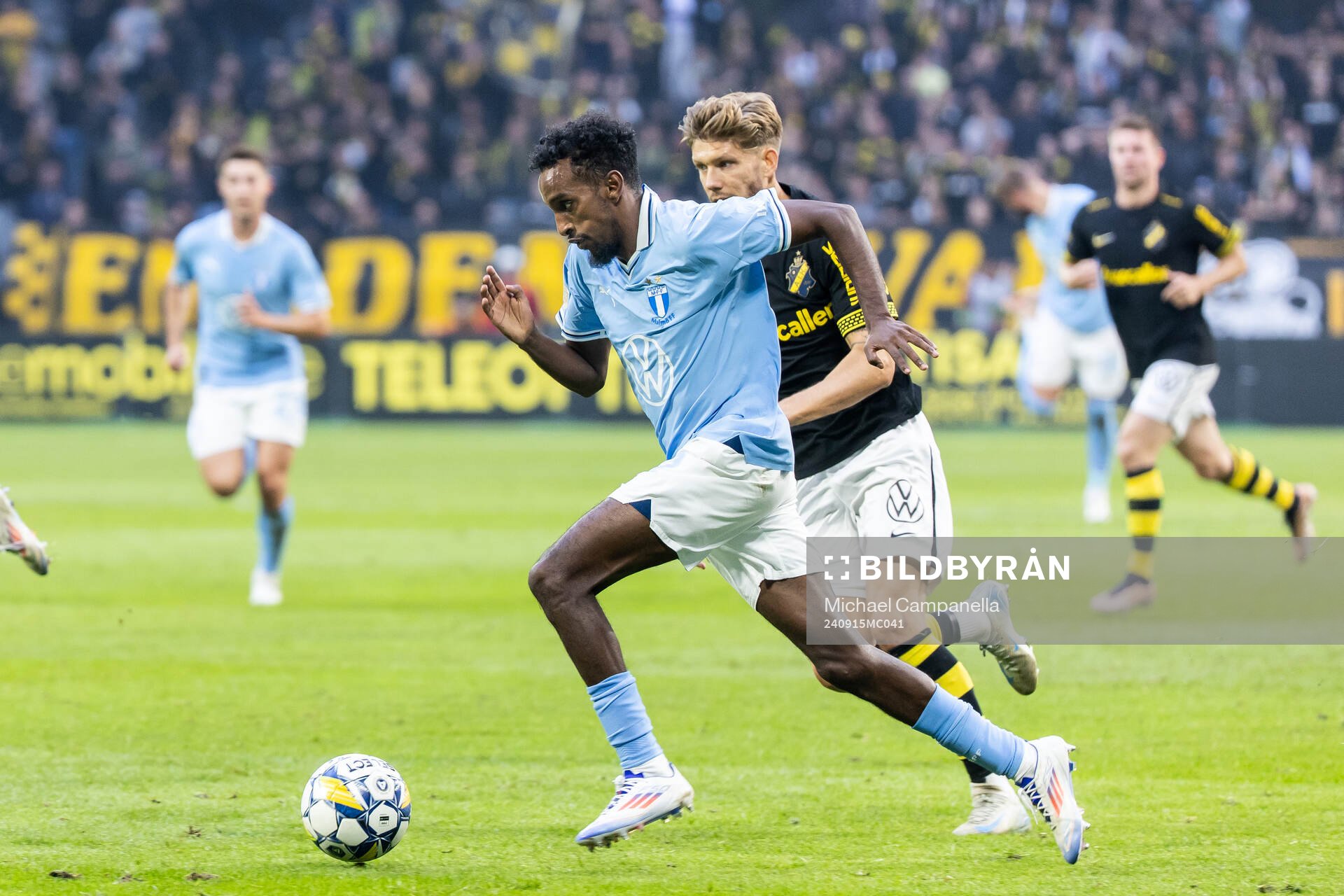 Malmö FFs Taha Ali och AIKs Anton Salétros