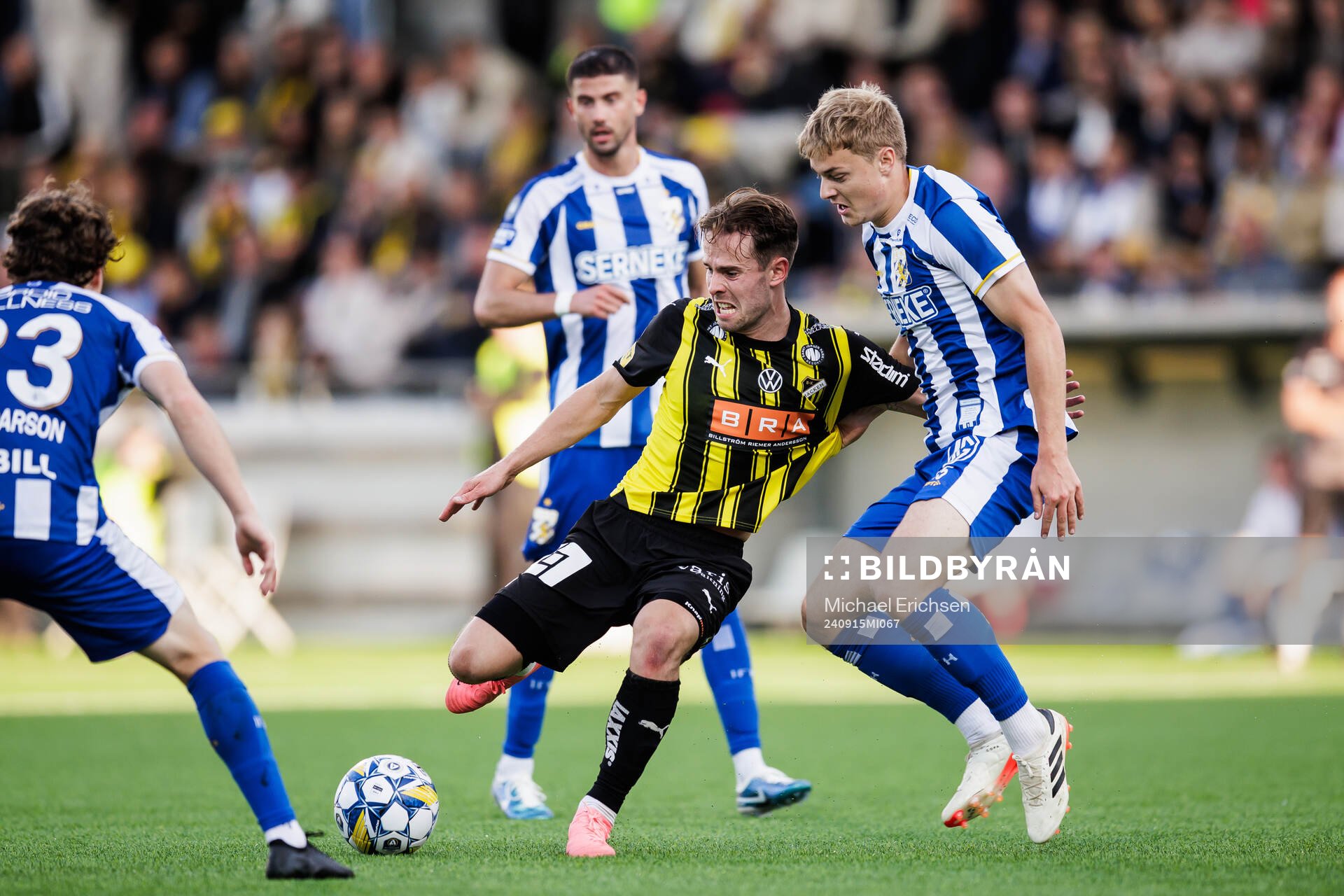 Häckens Lars Olden Larsen och IFK Göteborgs David Kjær