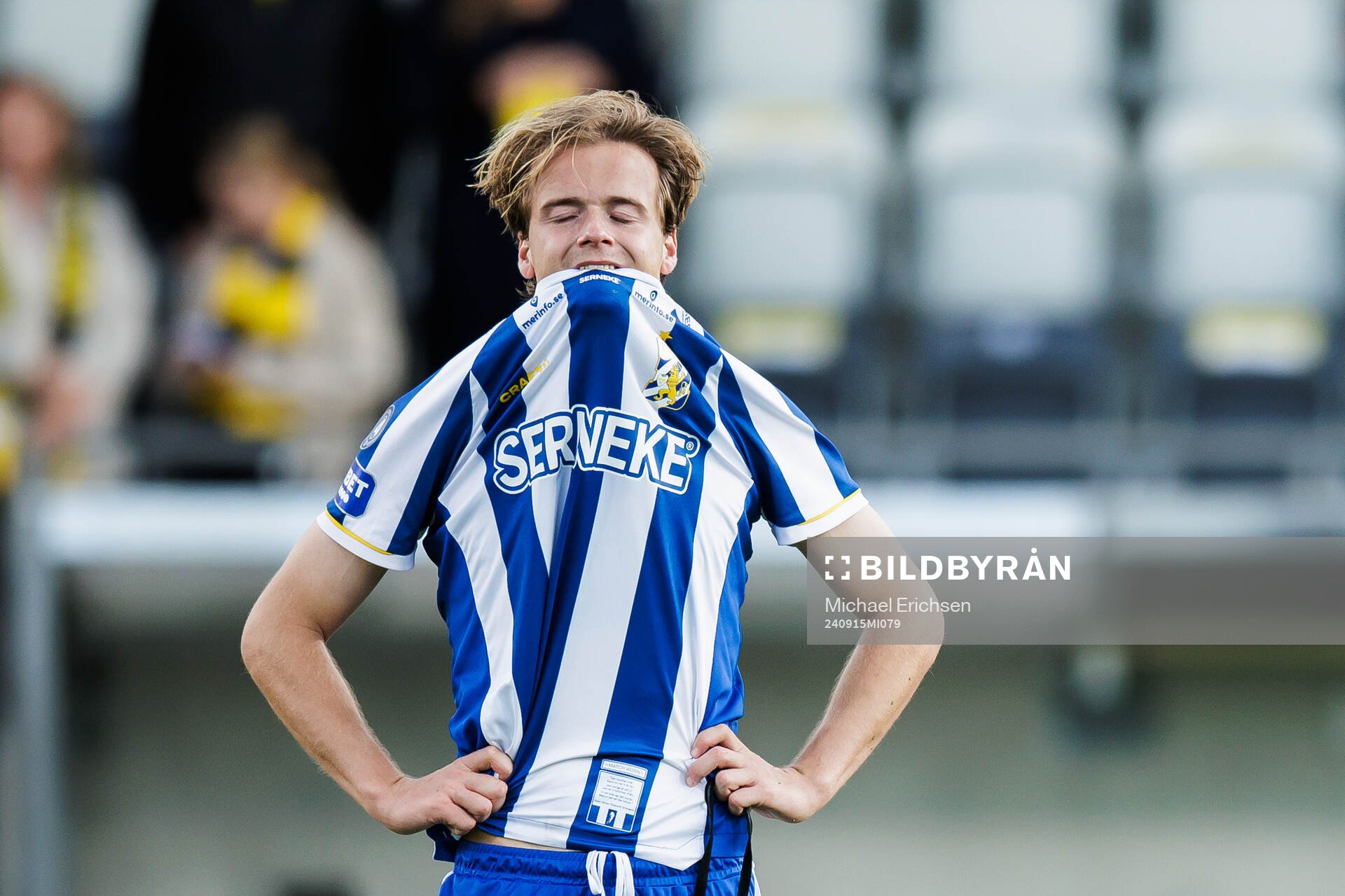 IFK Göteborgs August Erlingmark deppar